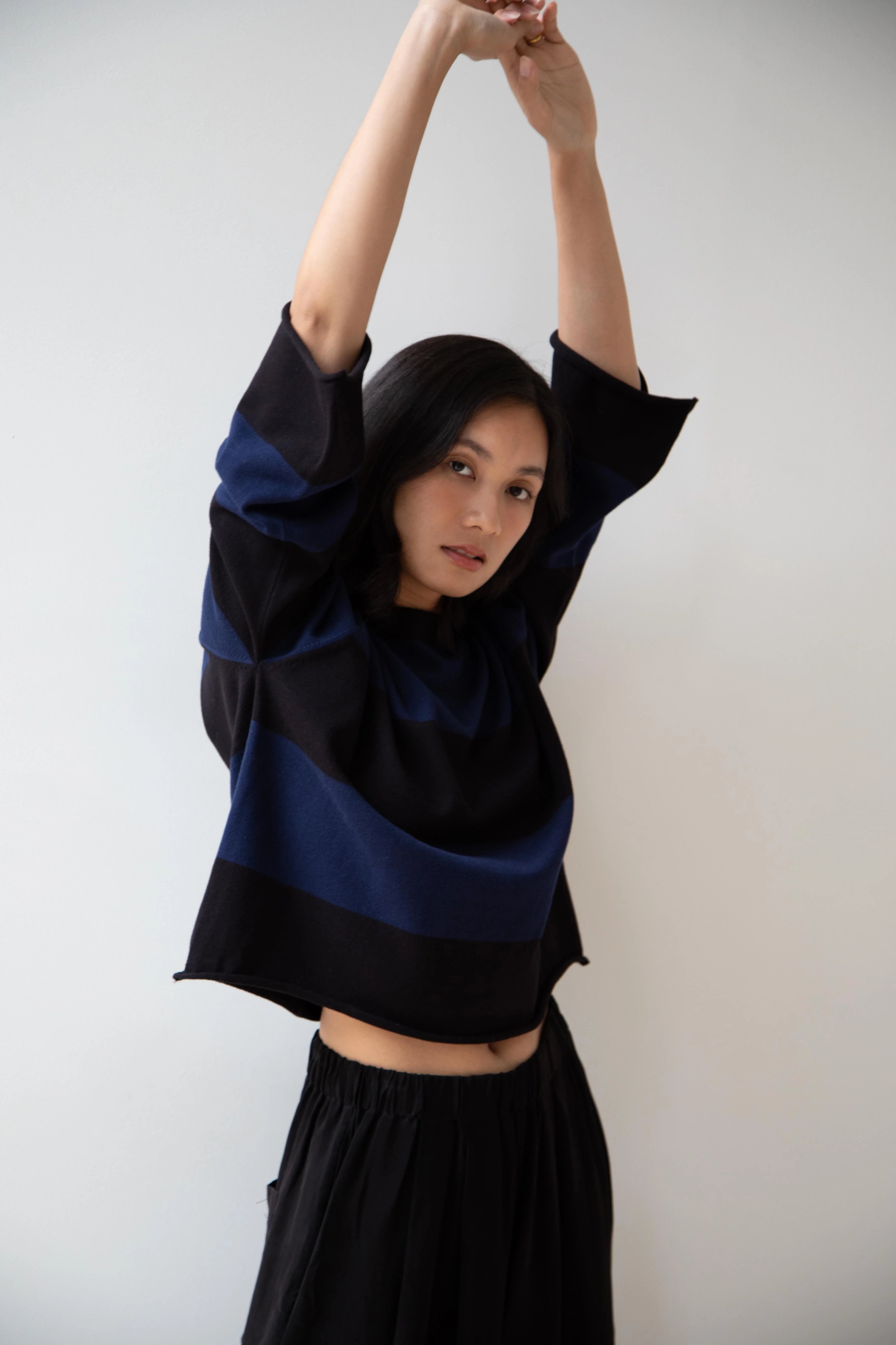 Laboratory | Wide Border Knit Pull in Black & Navy - Image 6