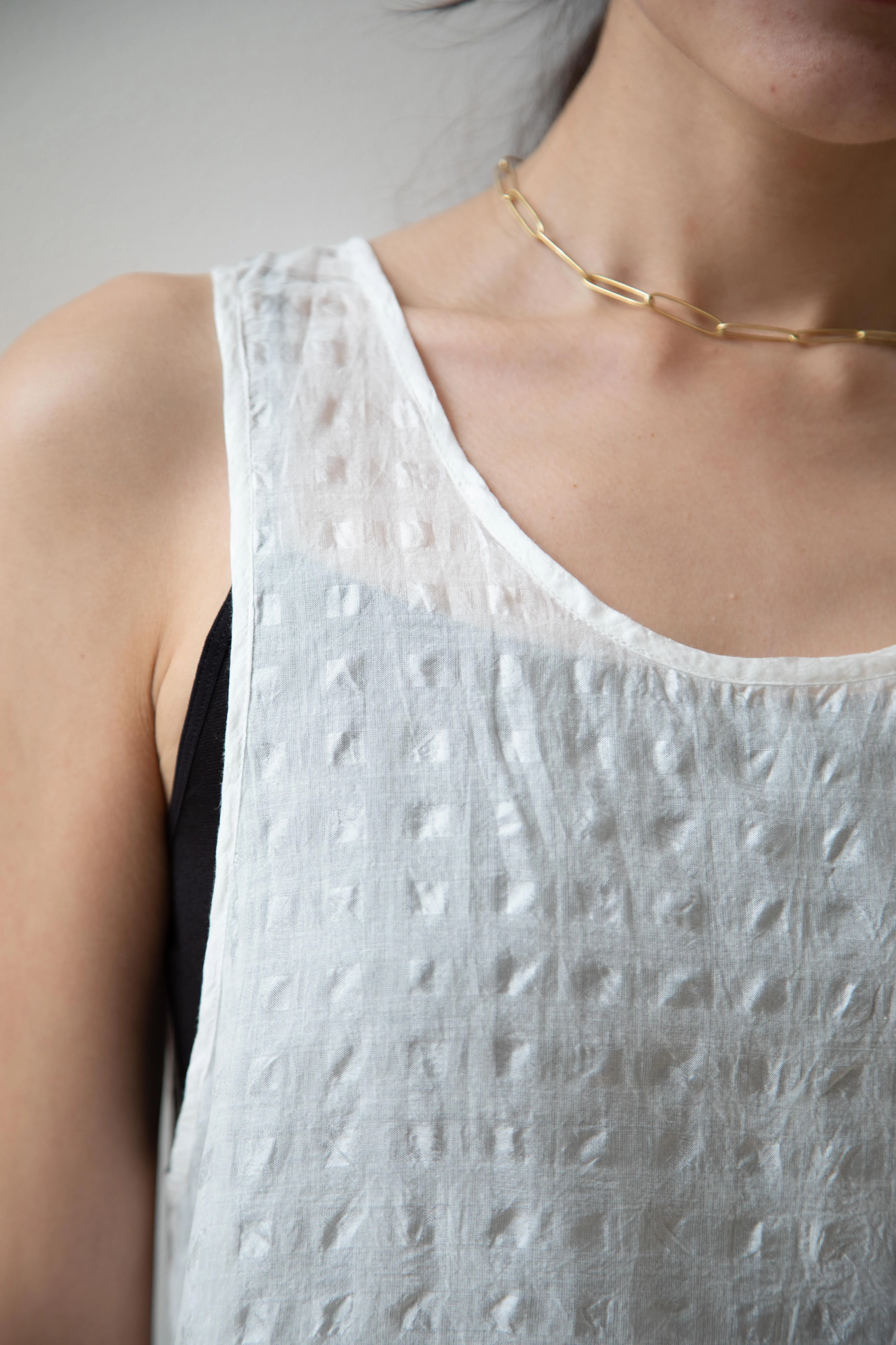 Maison de Soil | Check Sleeveless Tank Top in Off White - Image 7