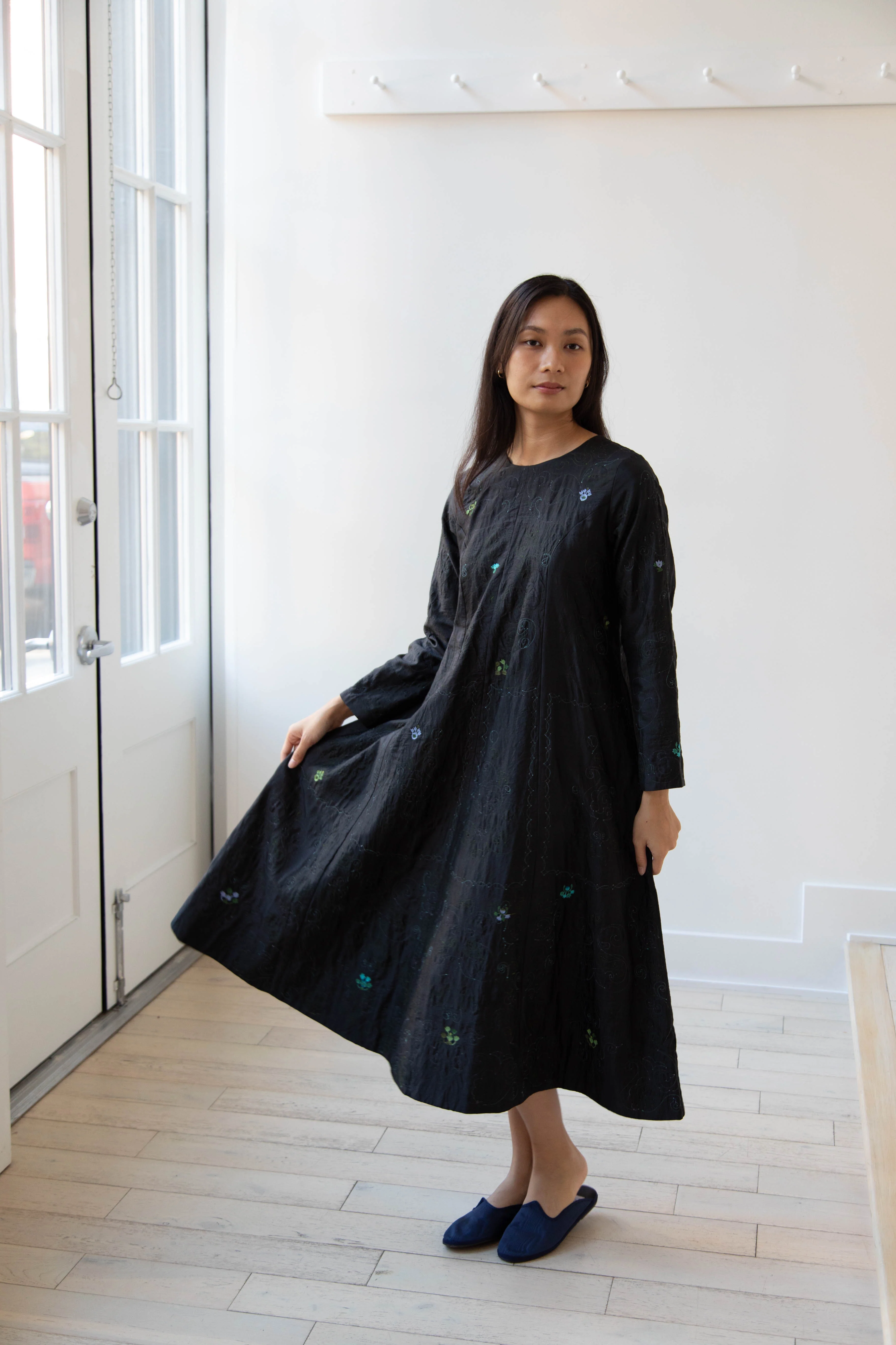 Maku | Aurora Dress in Embroidered Silk - Image 12