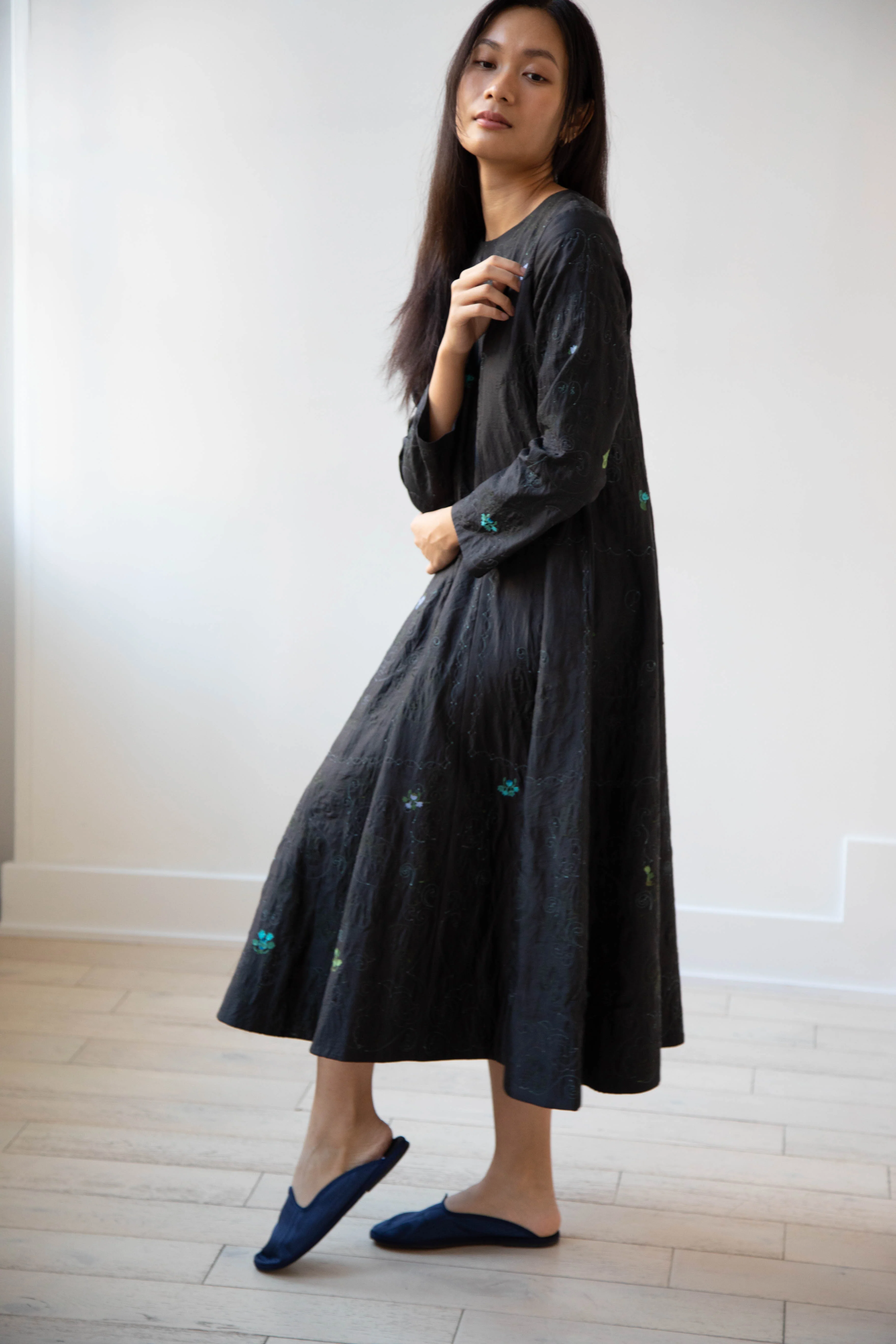 Maku | Aurora Dress in Embroidered Silk - Image 17