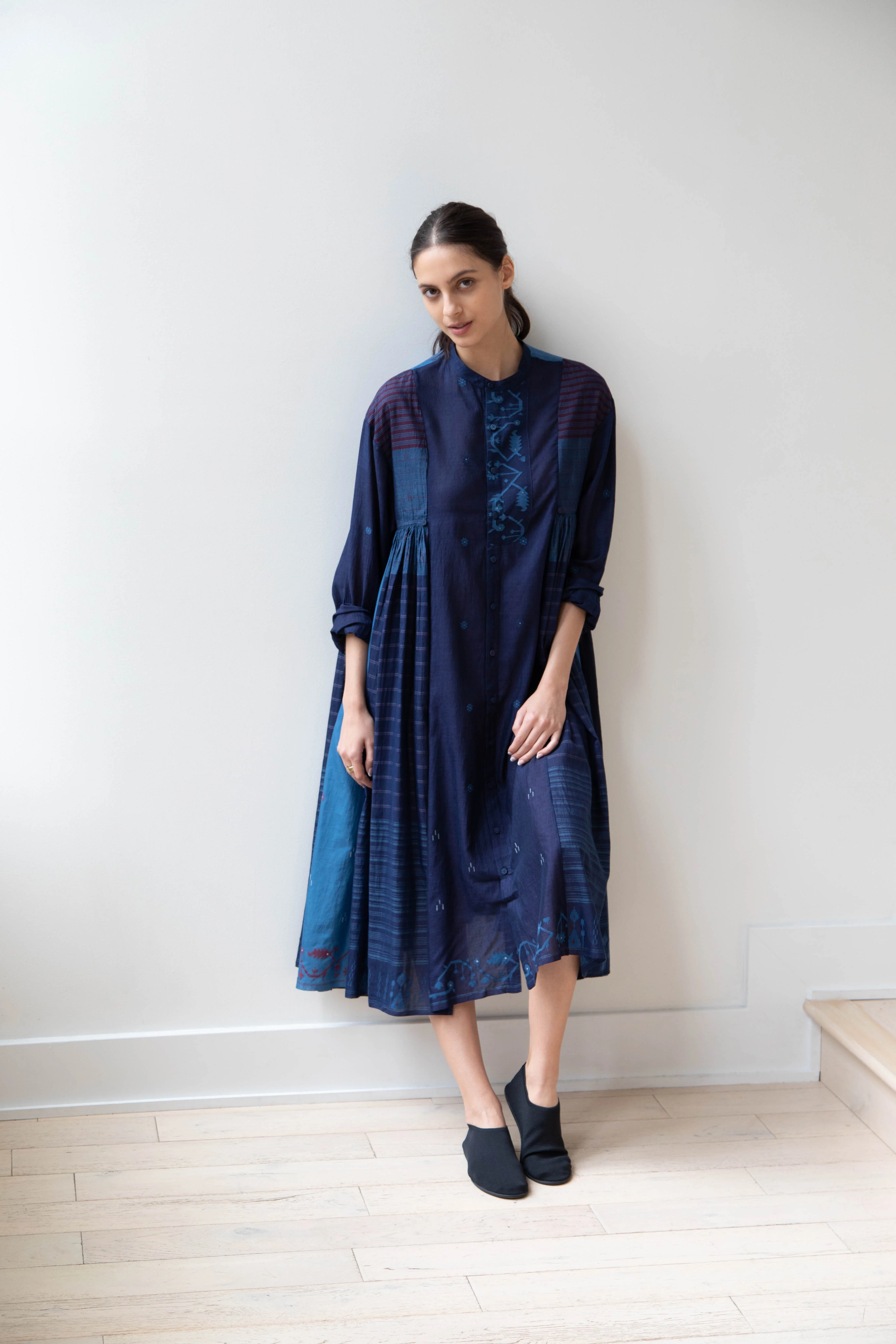 Maku | Vanessa Dress in Indigo Jamdani - Image 27