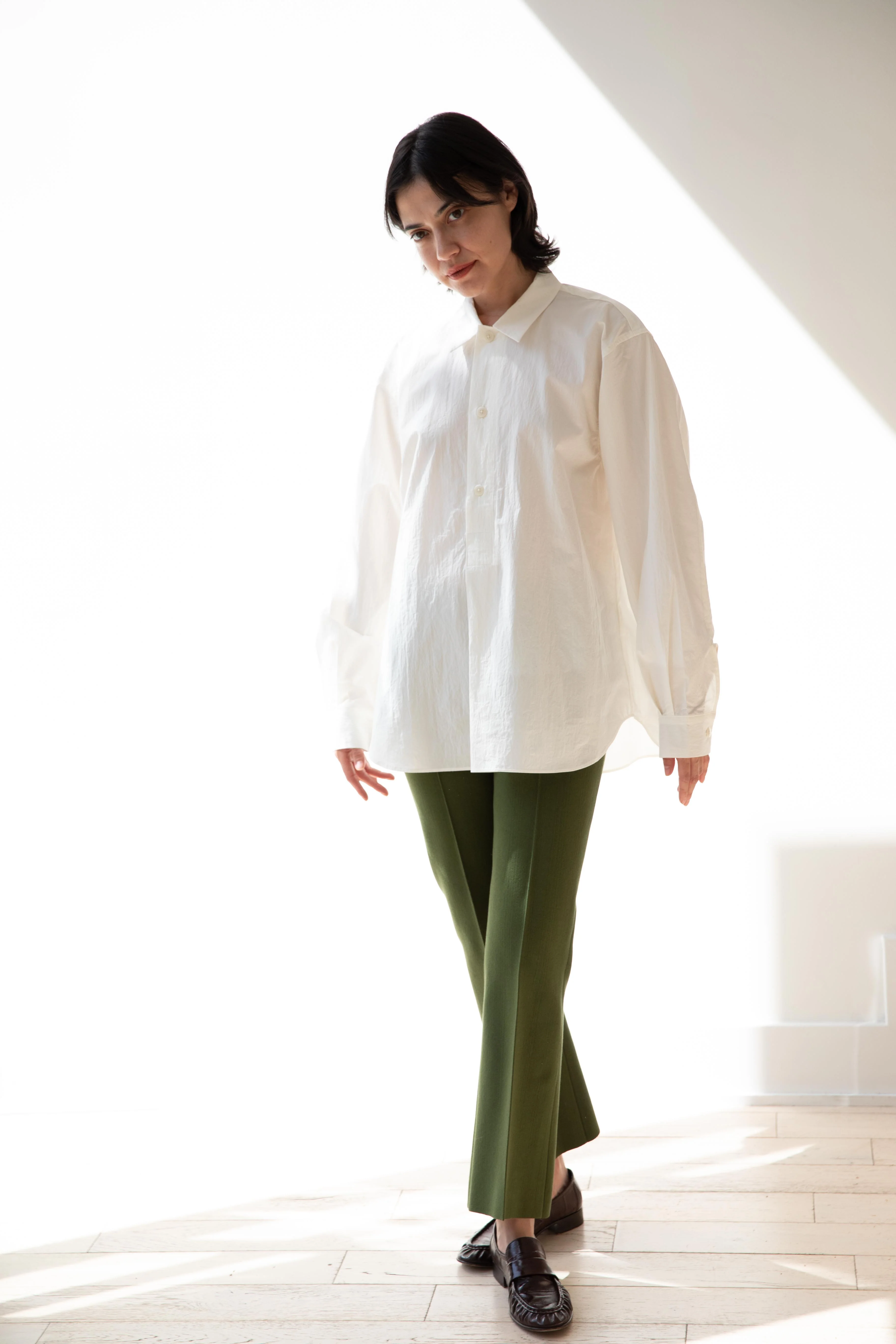 MAN-TLE | Pullover Shirt in White - Image 28