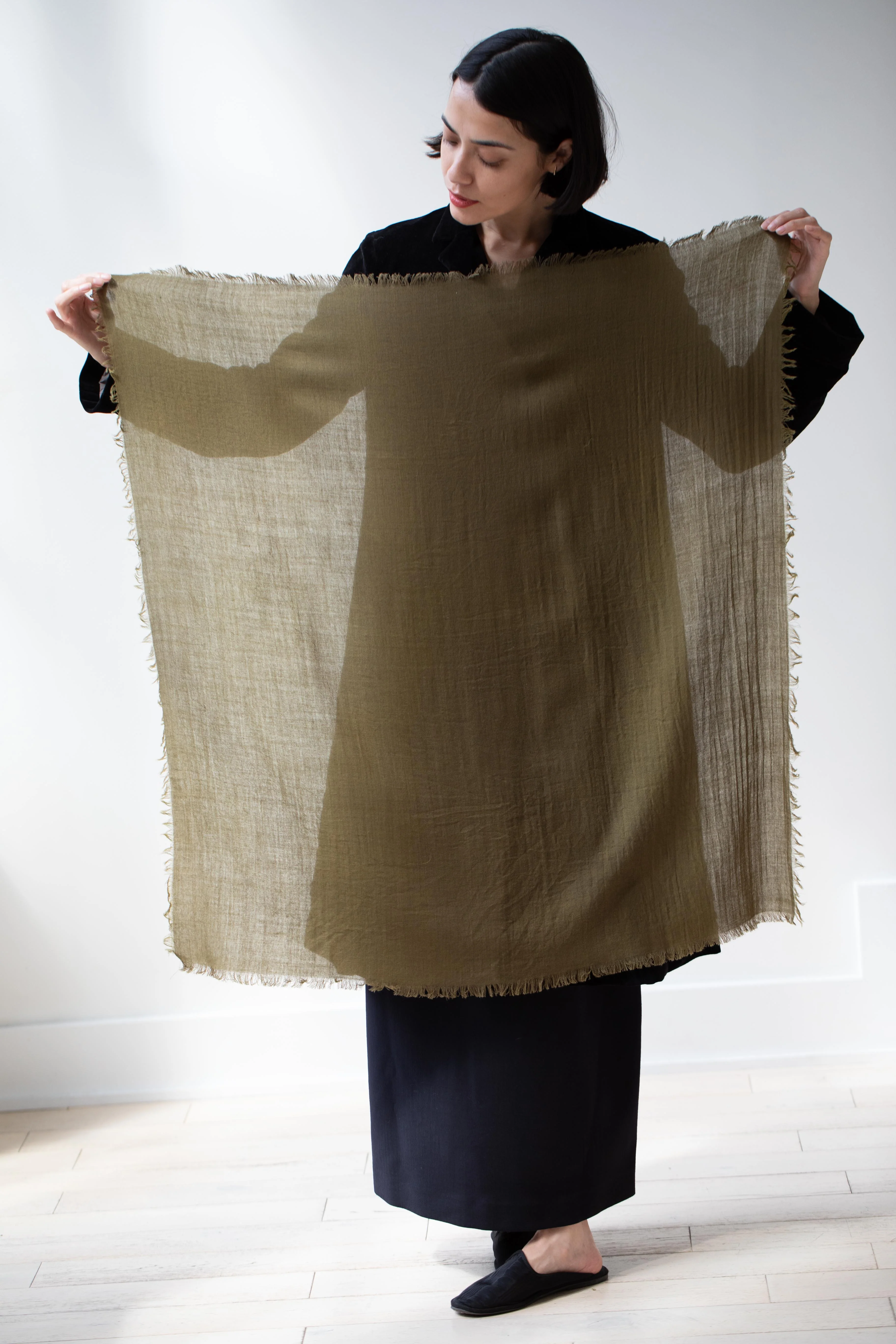 Manuelle Guibal | Jowool Scarf in Olive - Image 10