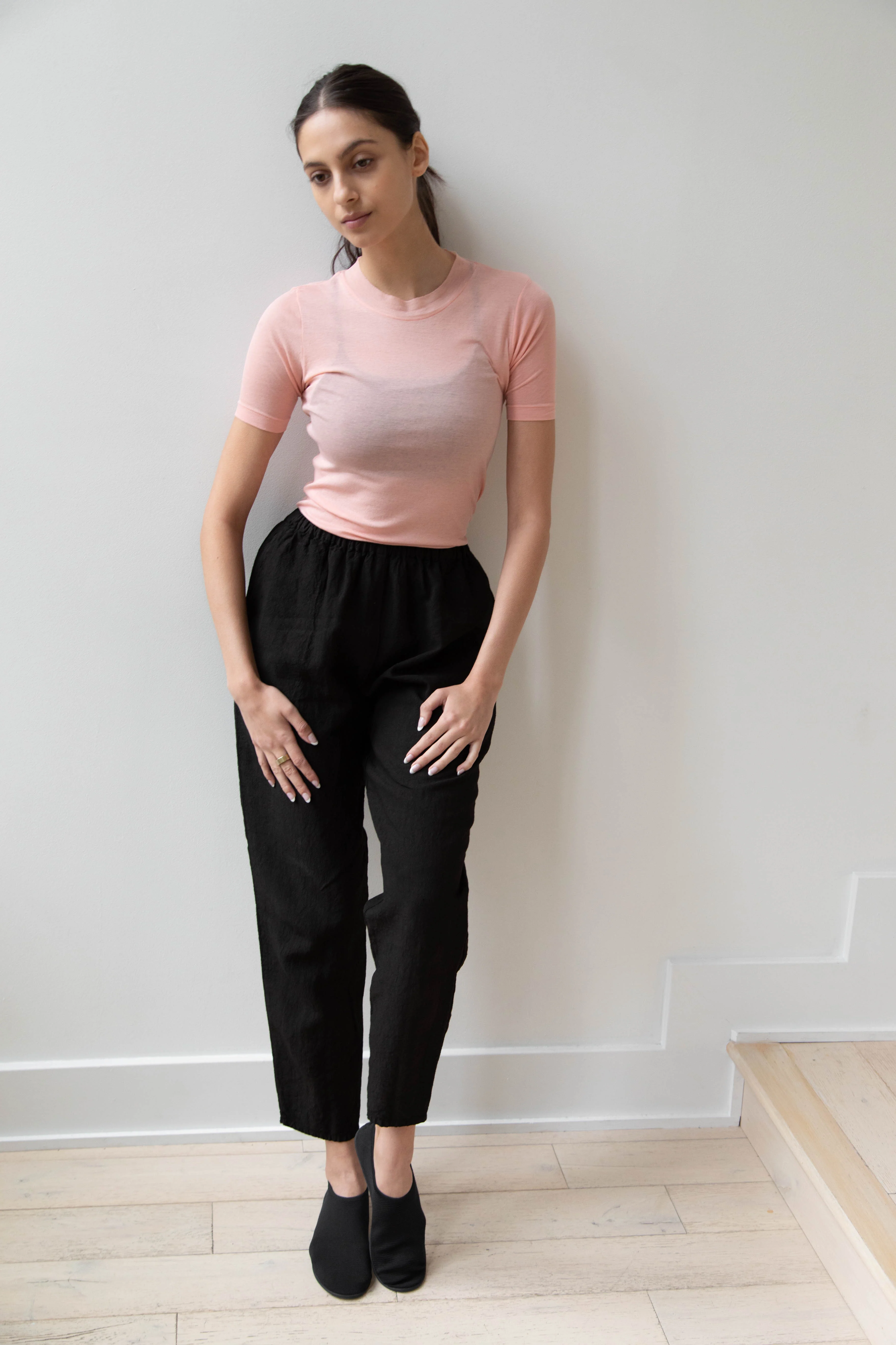 Manuelle Guibal | Simple Pant in Black Linen - Image 34