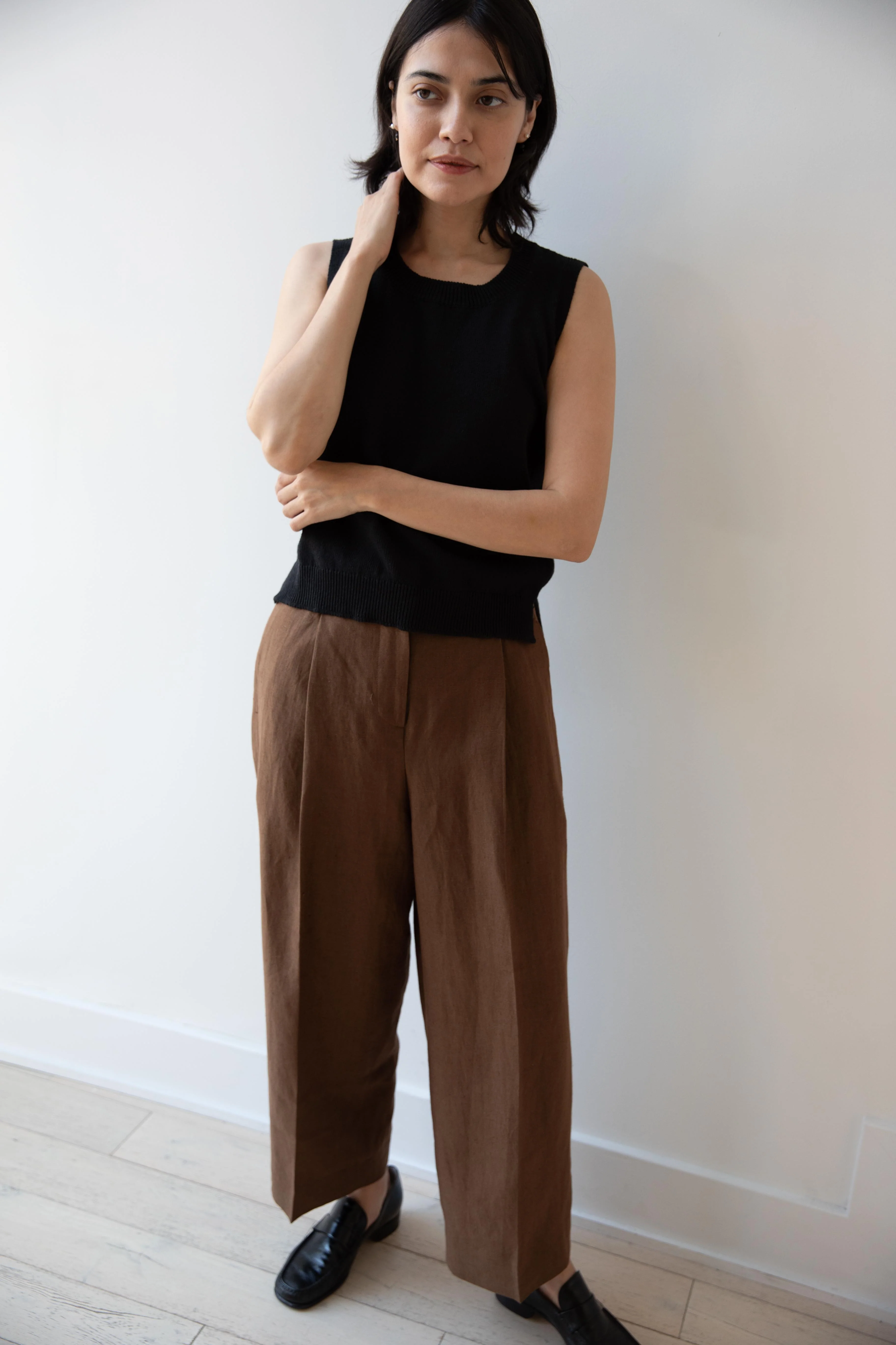 Margaret Howell | Pleated Front Cropped Trousers in Brown - Image 14