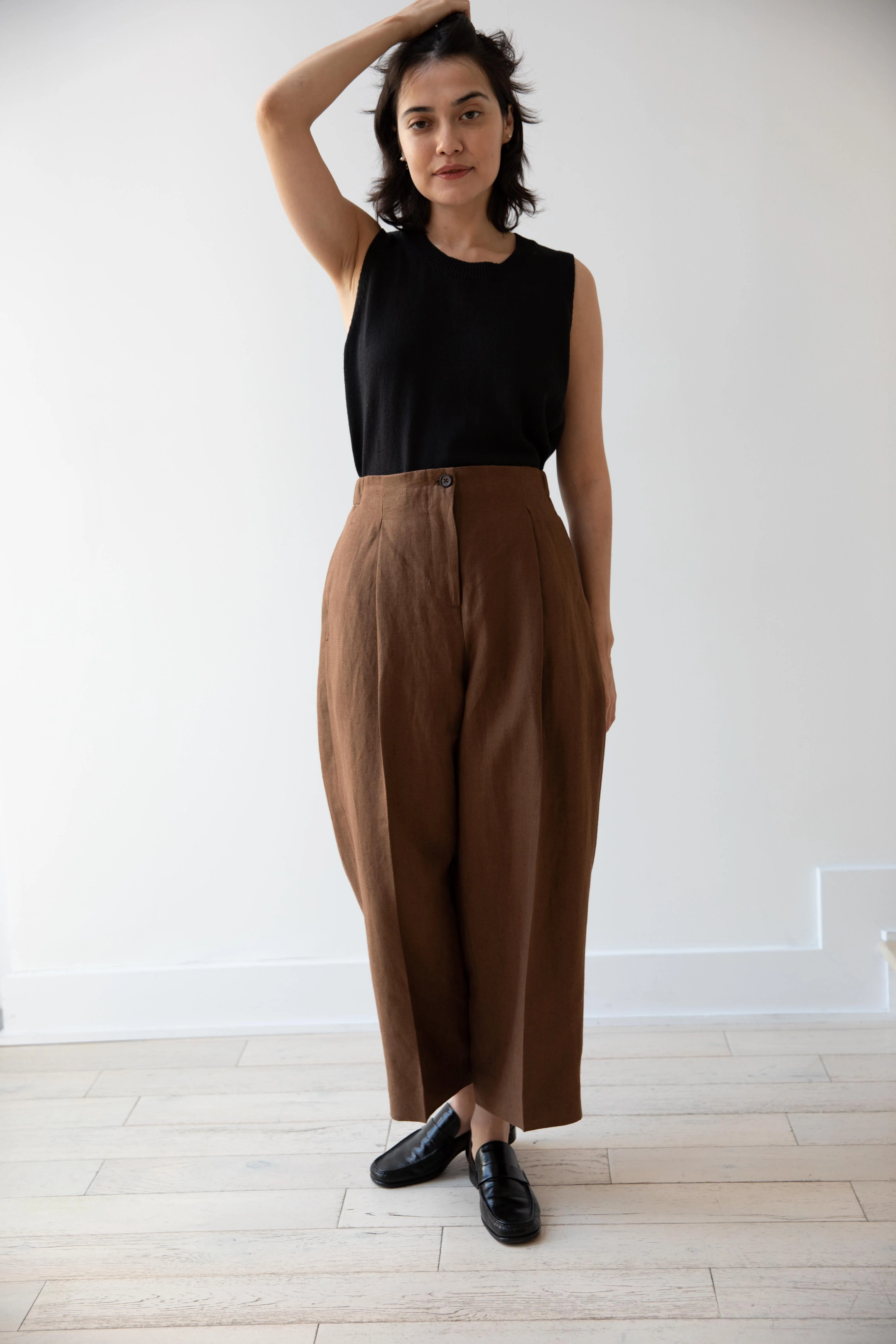 Margaret Howell | Pleated Front Cropped Trousers in Brown - Image 24