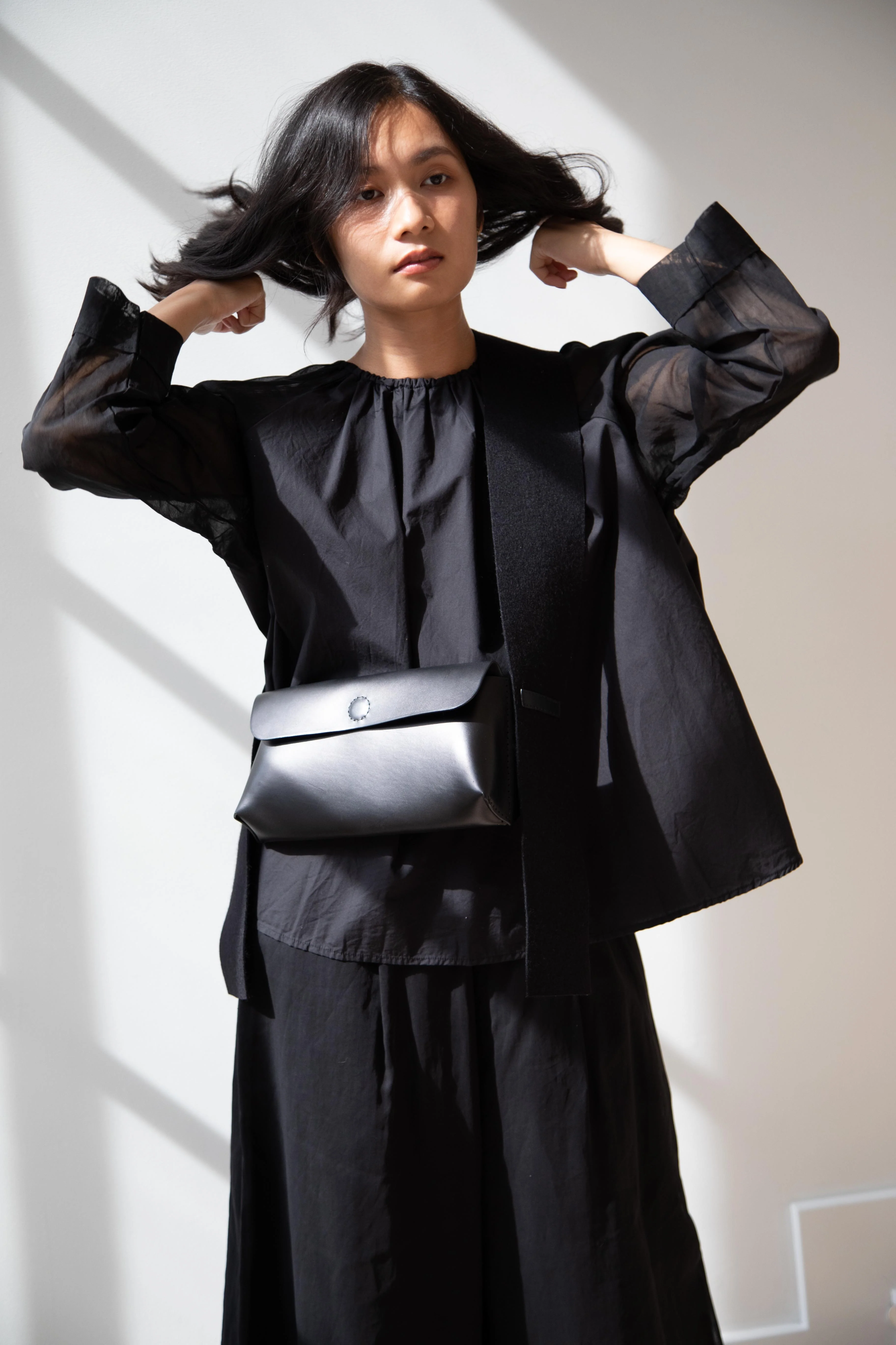 Melete | Above Bag in Black - Image 14