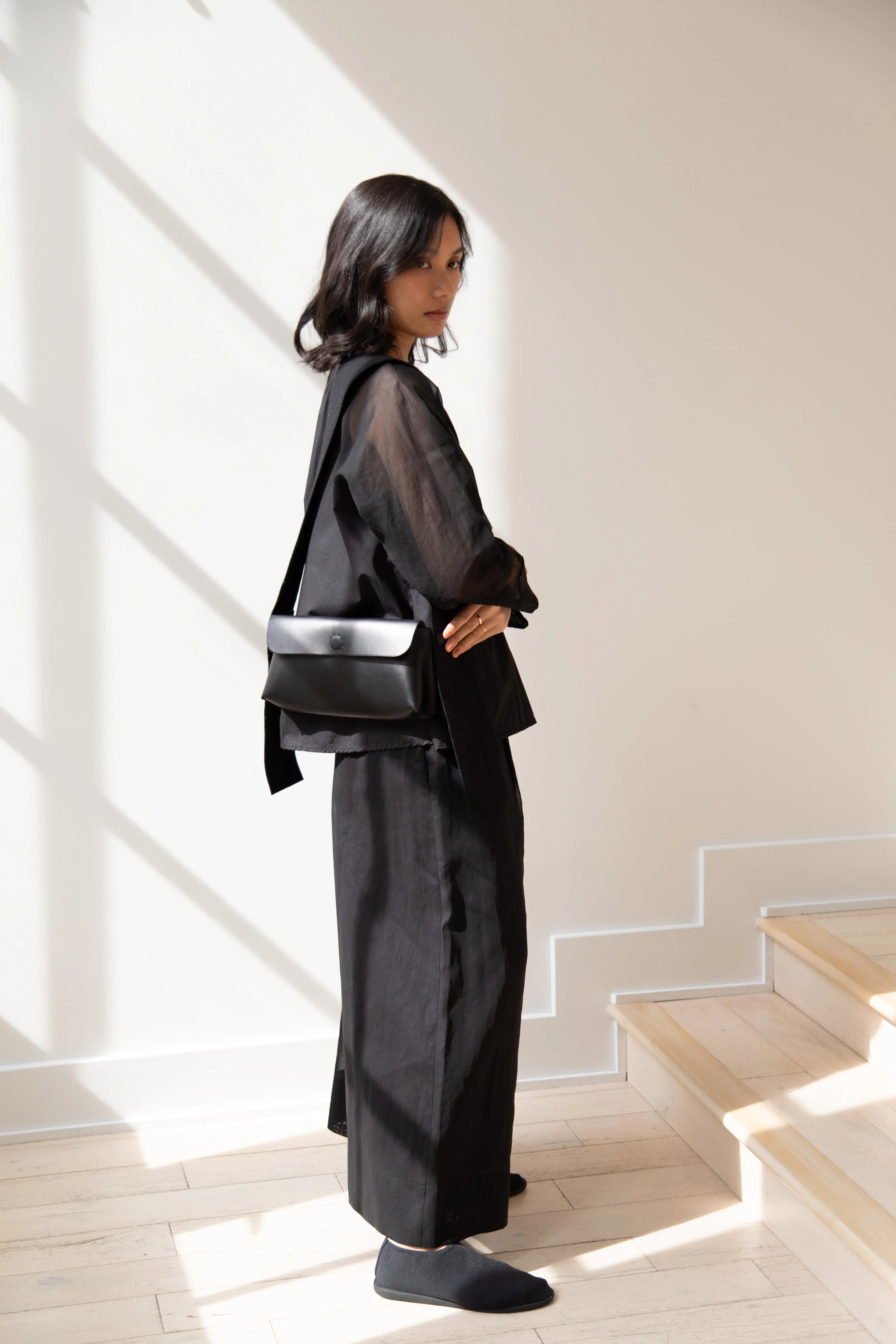 Melete | Above Bag in Black - Image 3
