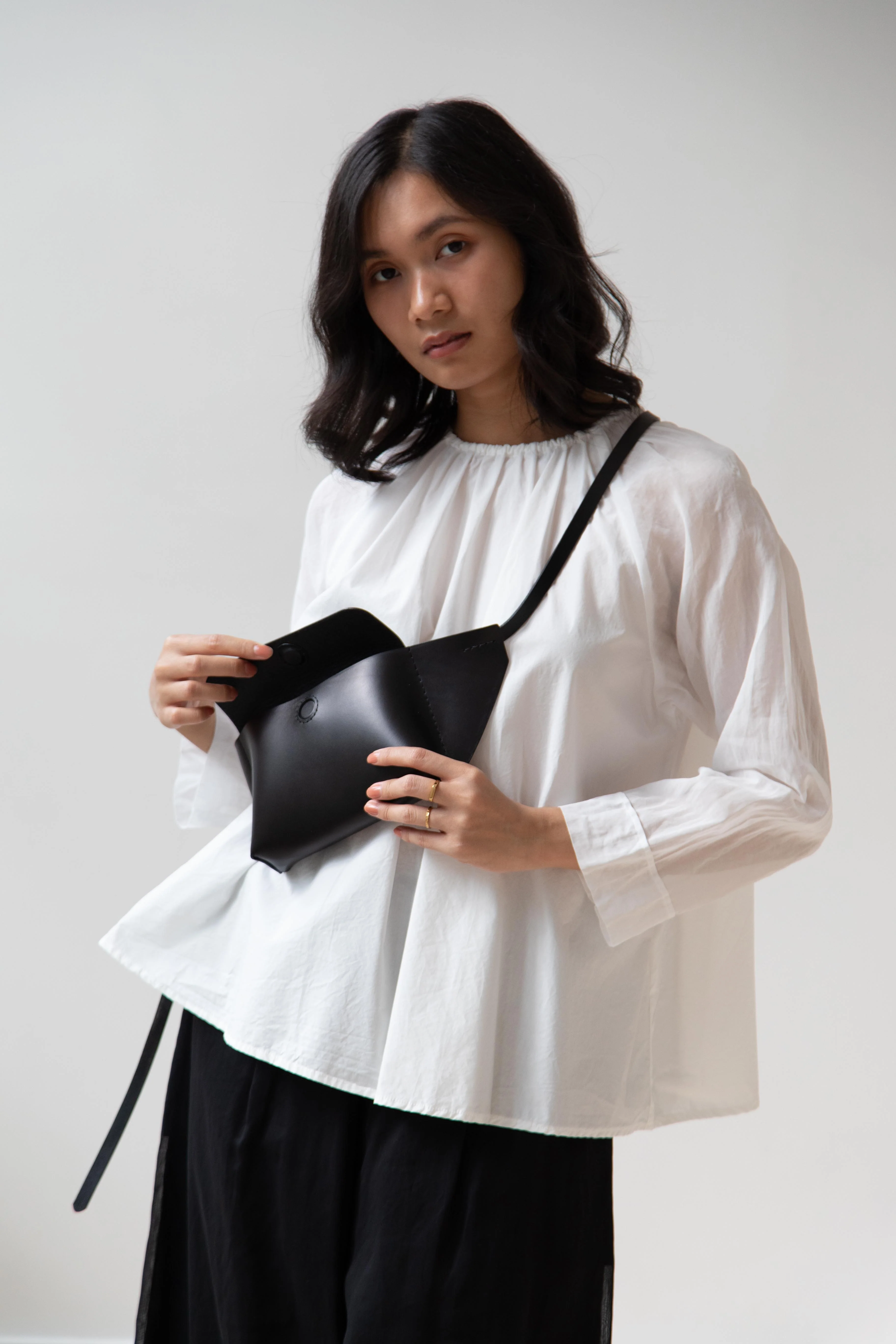 Melete | Paper Plane Sac in Black - Image 8