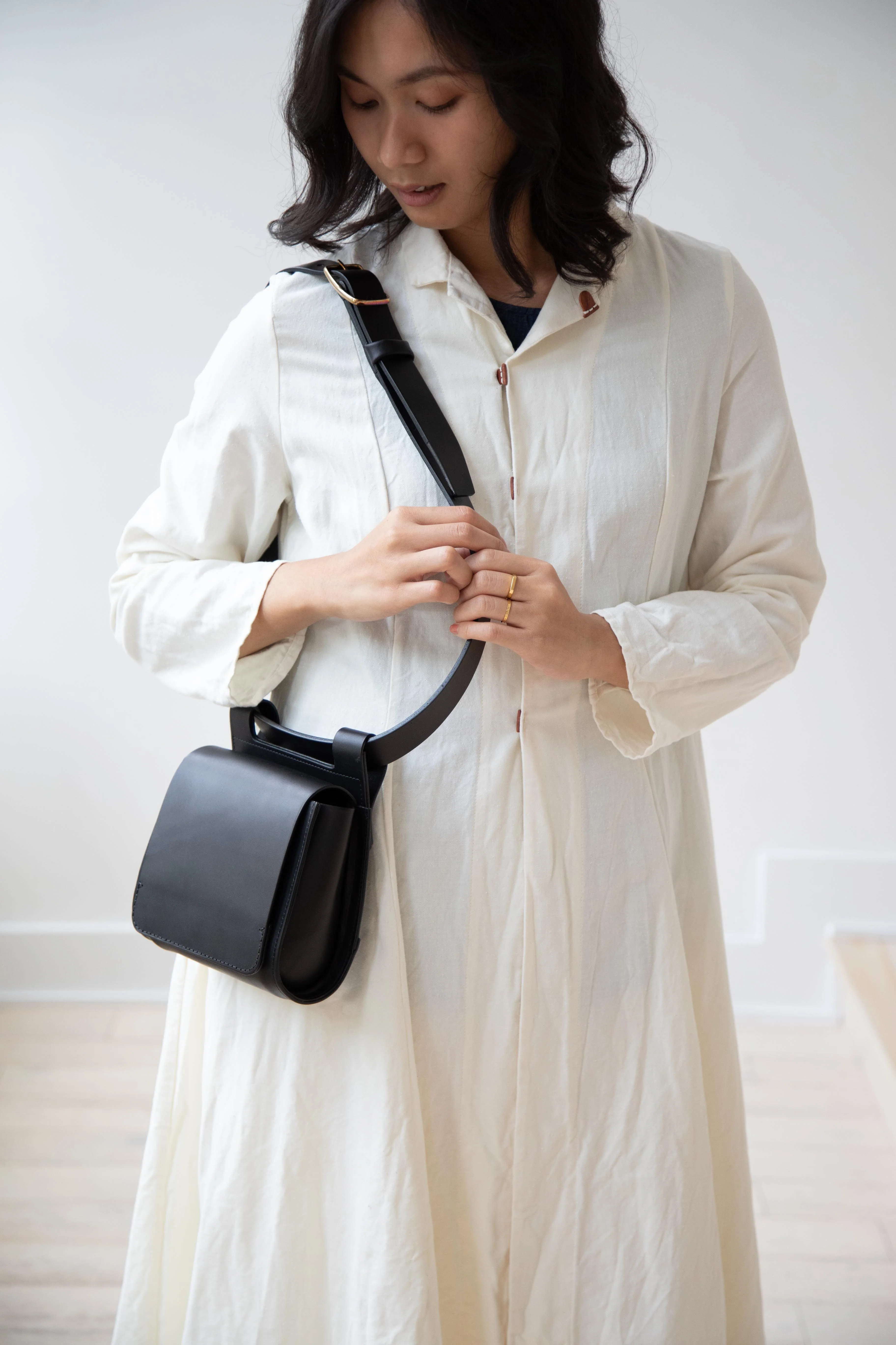 Melete | Reverie Field Bag in Black - Image 9