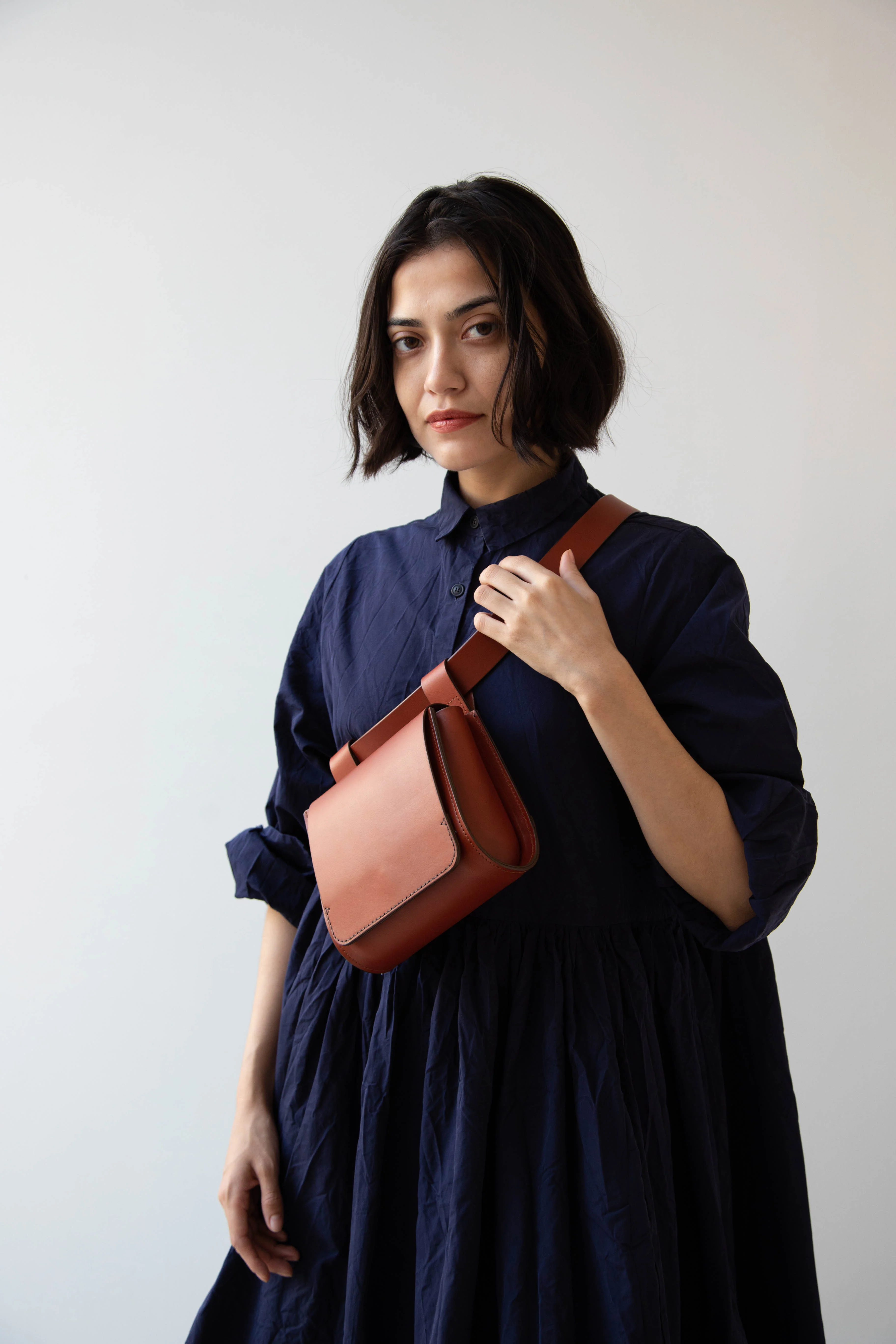 Melete | Reverie Field Bag in Chestnut - Image 8