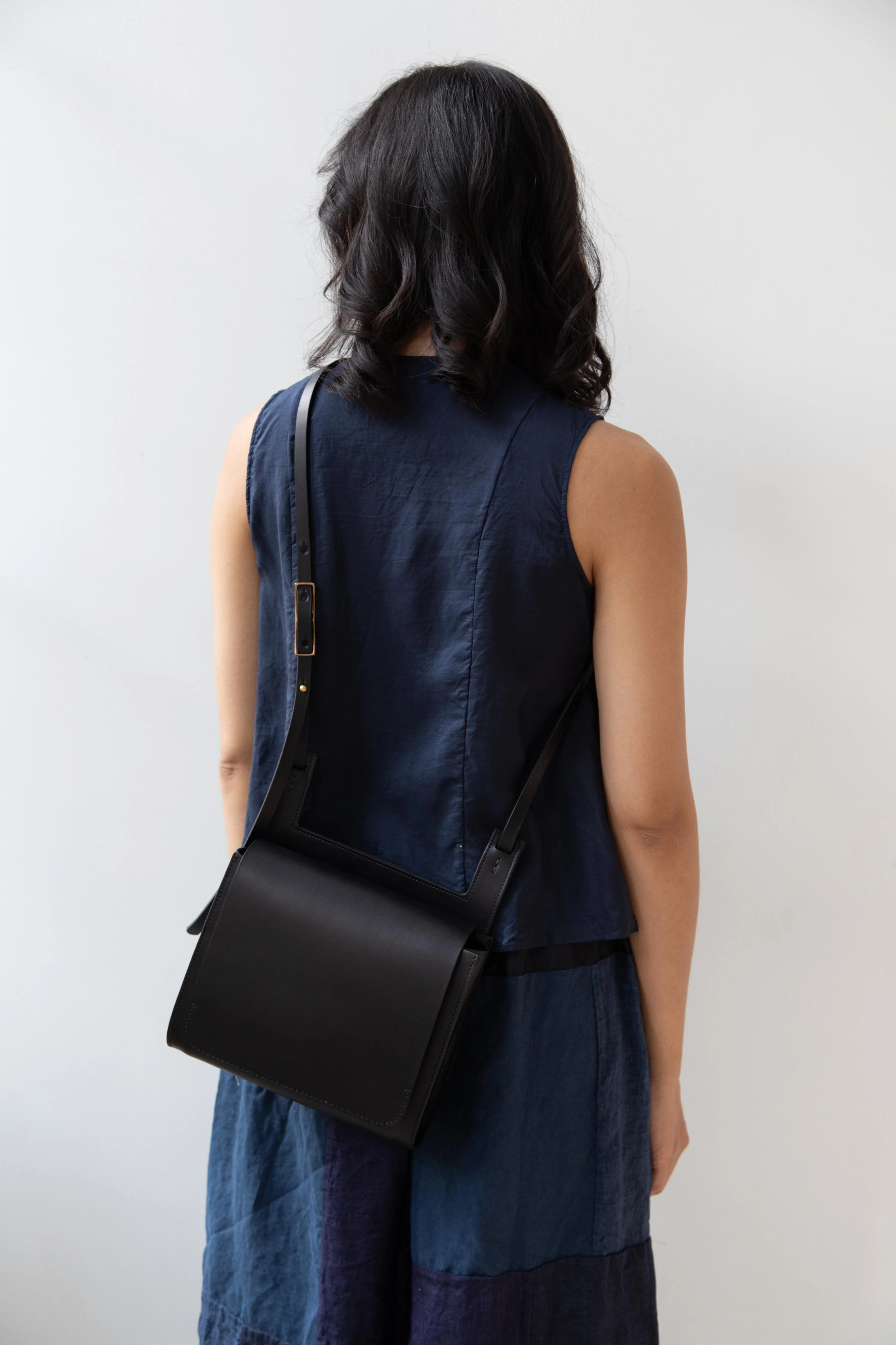 Melete | Reverie Messenger Bag in Black - Image 12