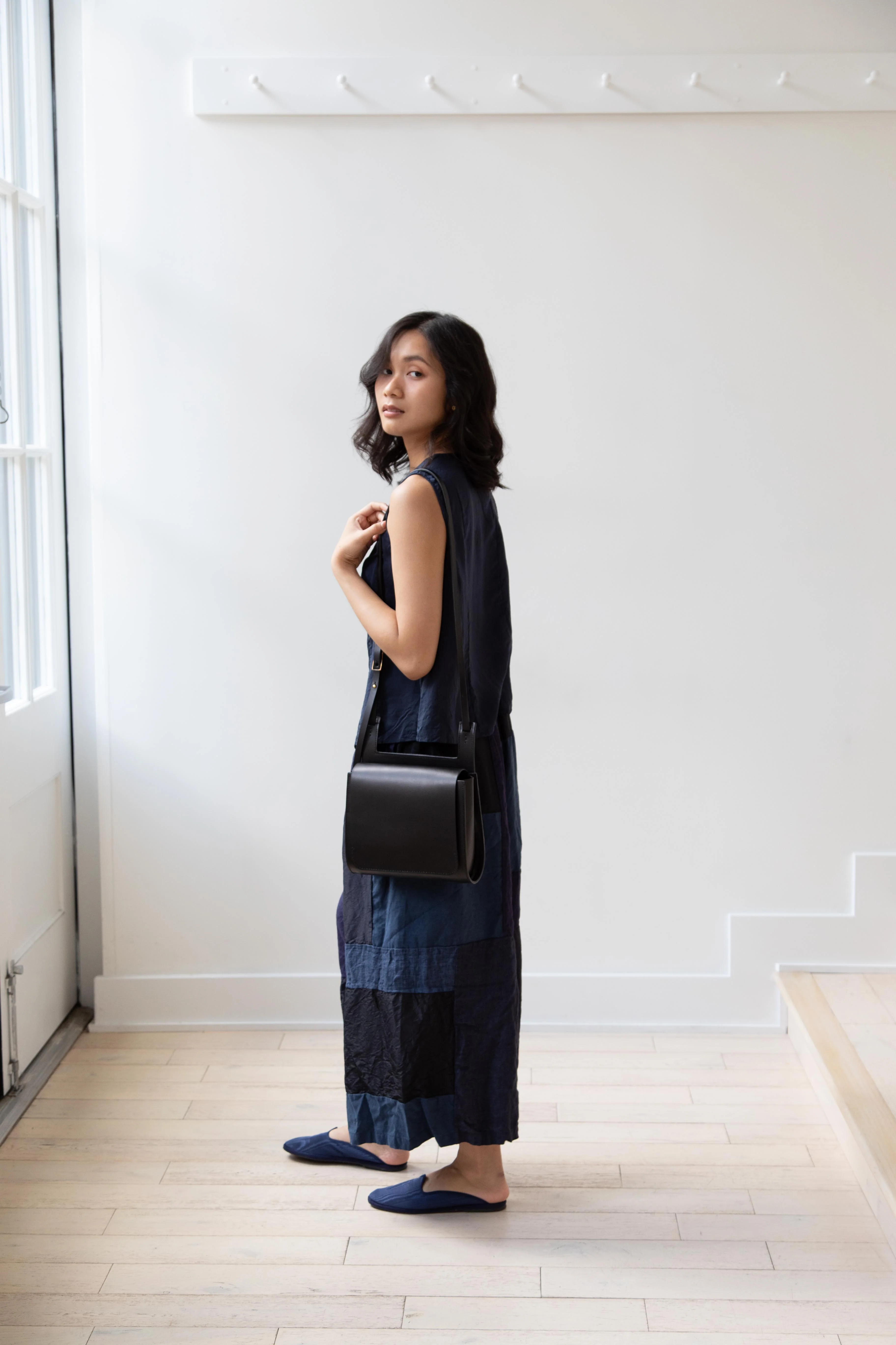Melete | Reverie Messenger Bag in Black - Image 8