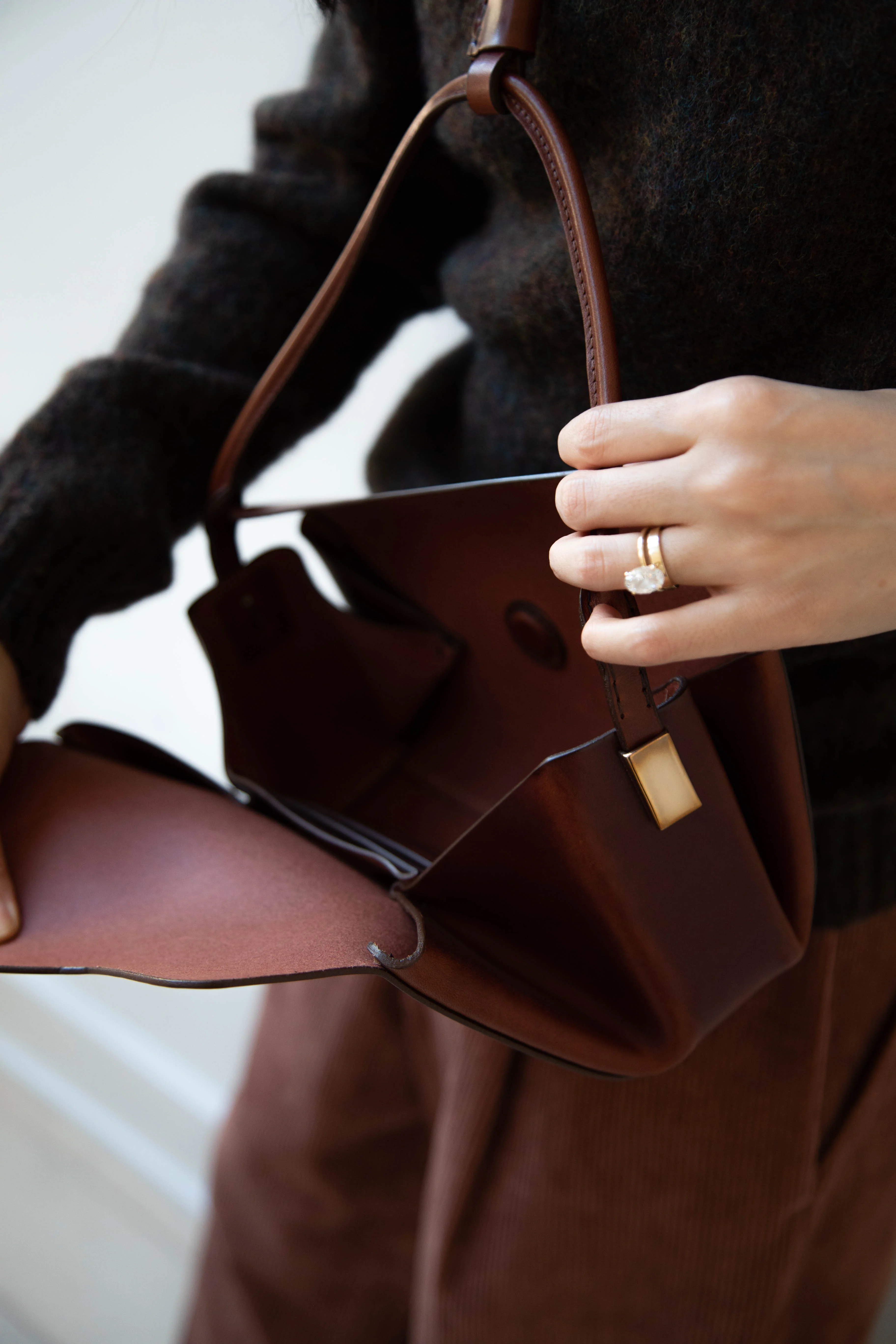 Melete | Stella Sling Bag in Mahogany - Image 21