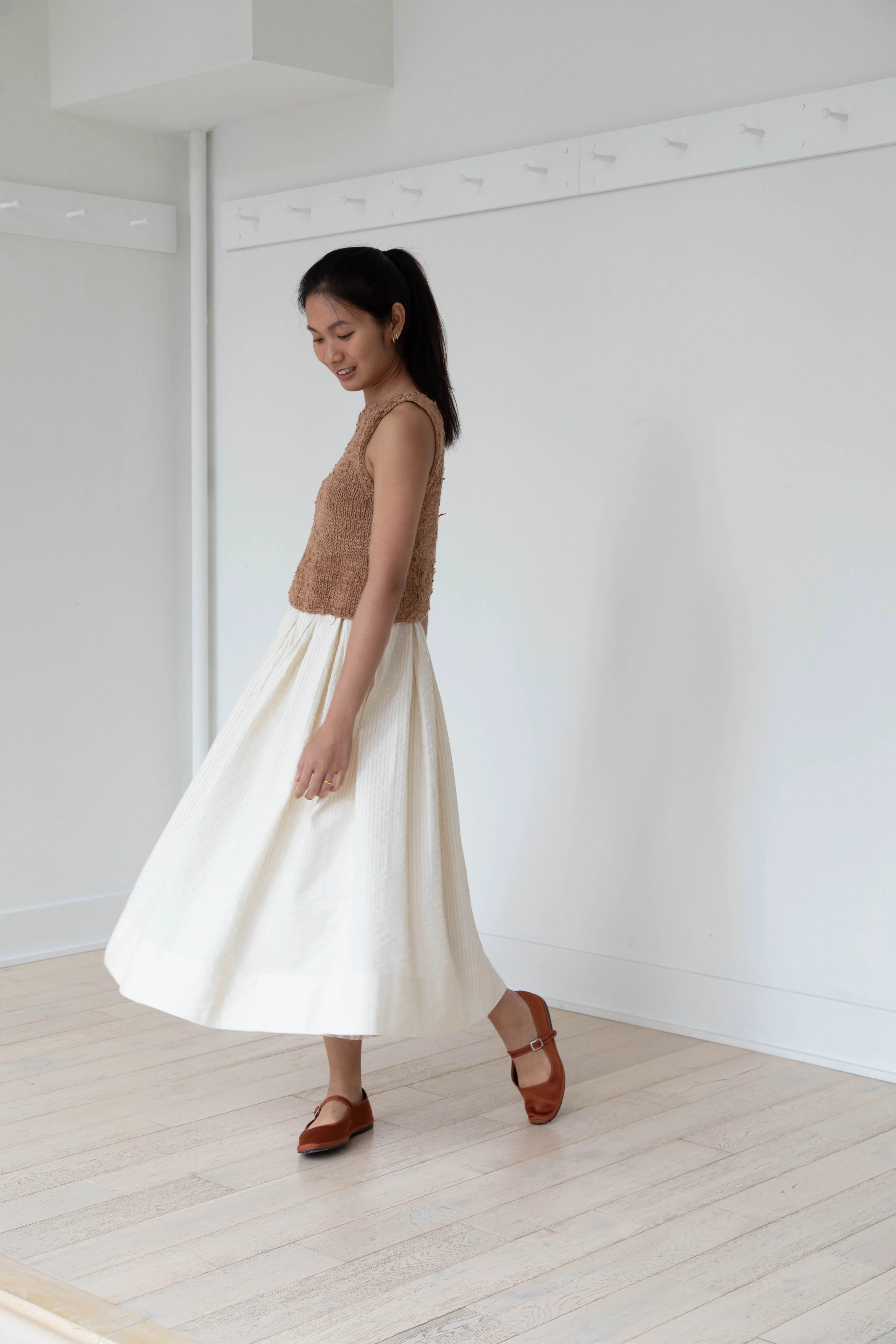 Nitto | Hand Knit Guache Vest in Caramel Silk - Image 16