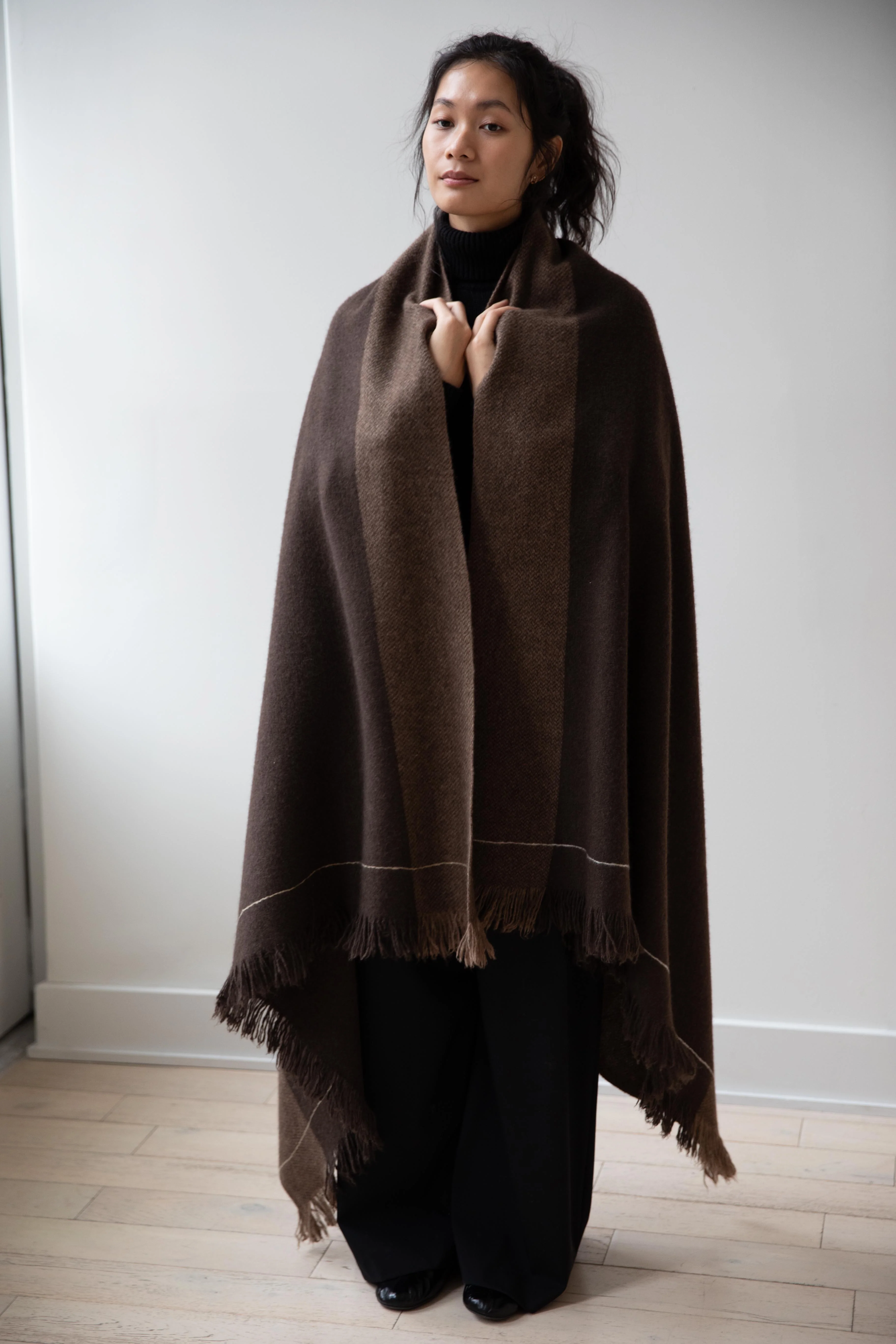 Norlha | Nomad Net Trace Throw Blanket in Natural Yak & Golden Brown - Image 3