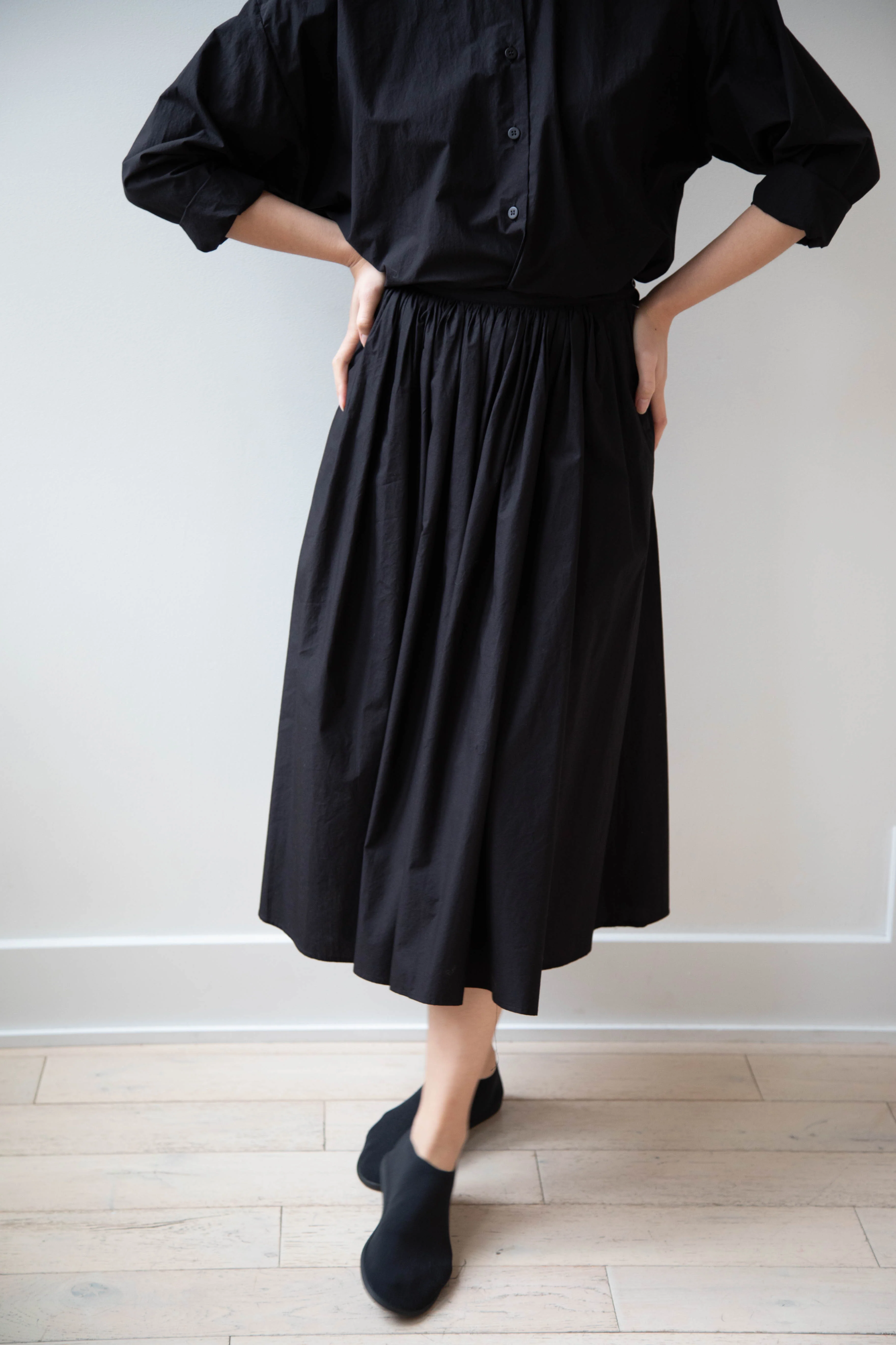 Nothing Written | Serto Gathered Skirt in Black - Image 10