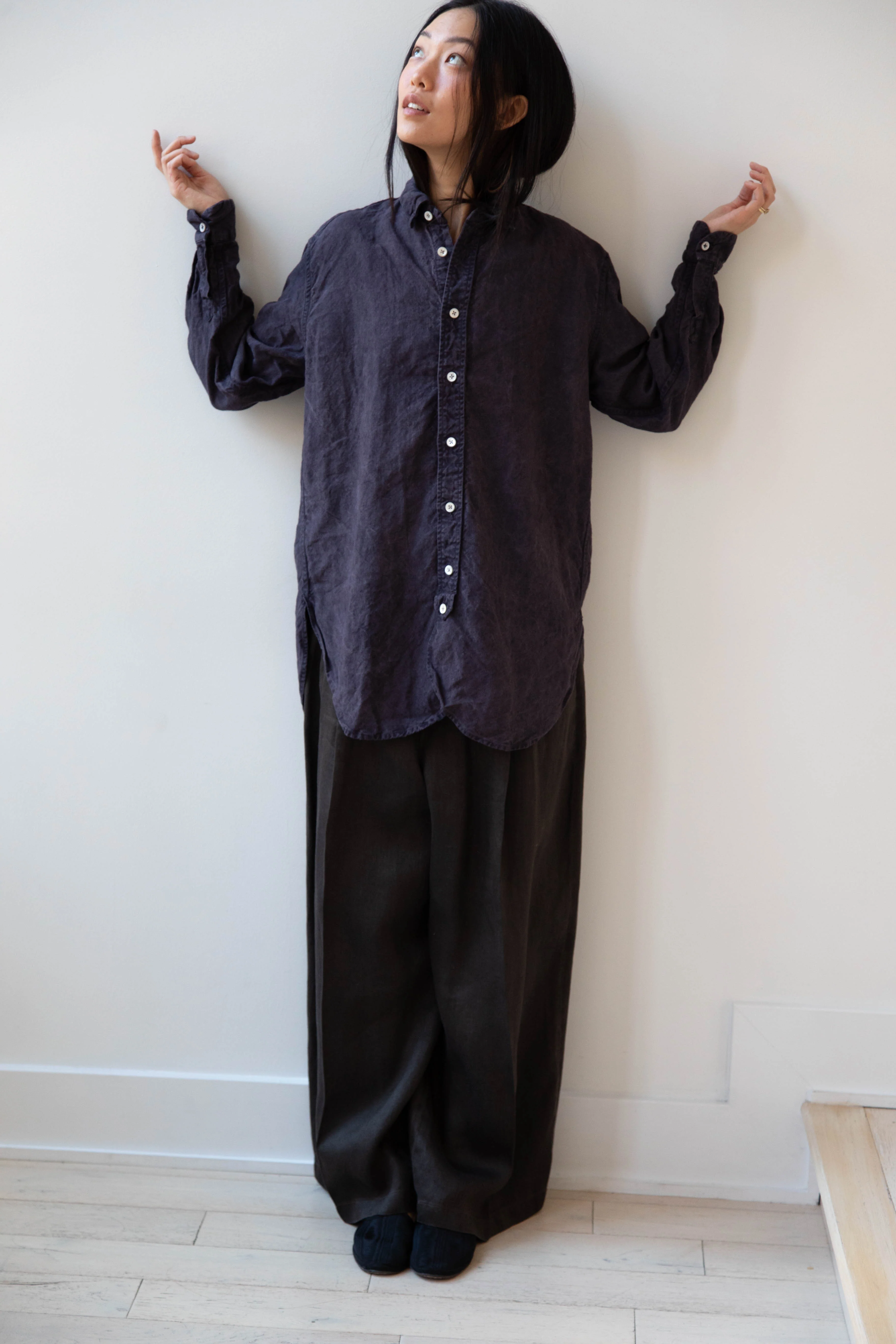 Oliver Church | Scallop Shirt in Anthracite Antique Linen - Image 20