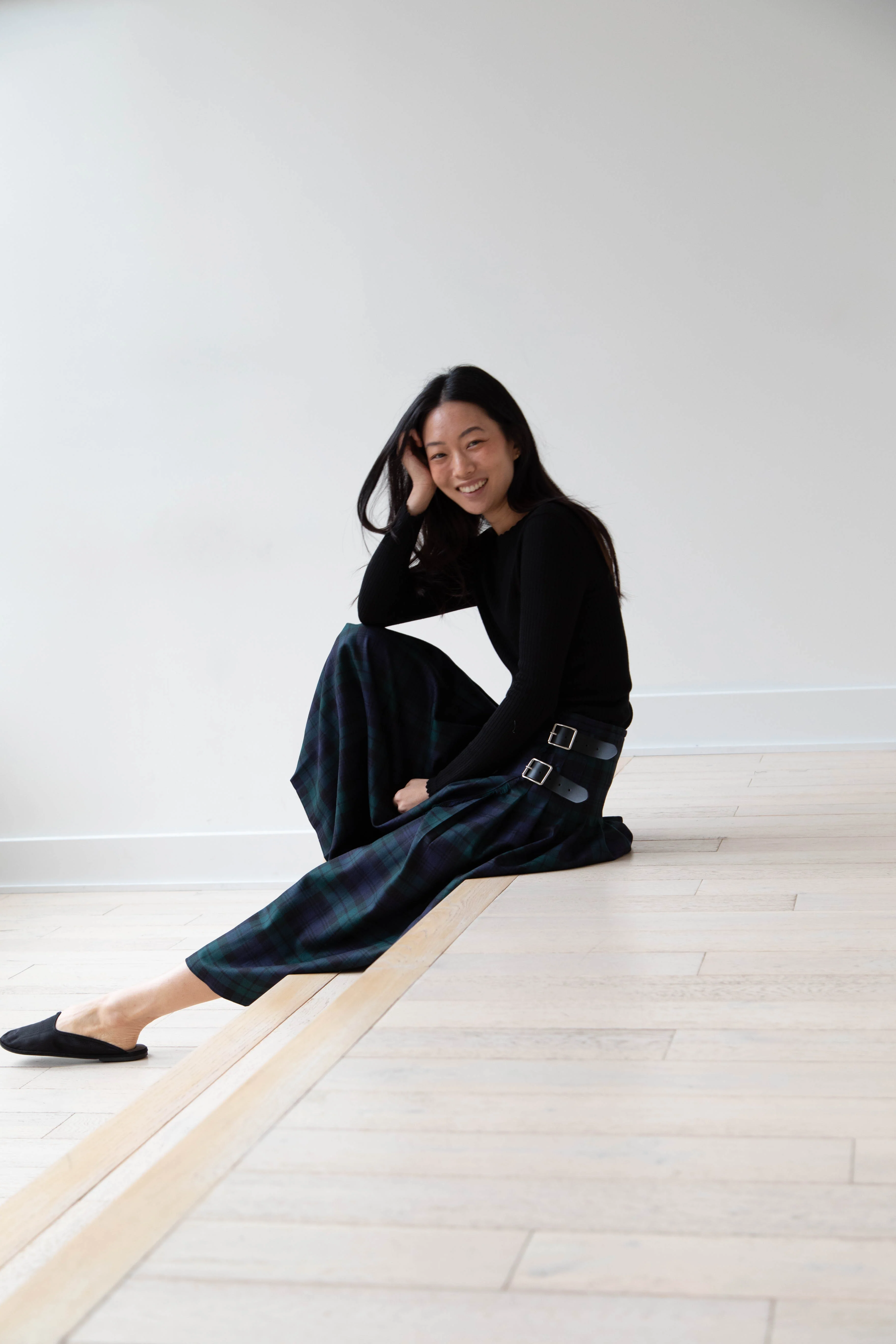O'Neil of Dublin | Pleated Skirt in Black Watch - Image 31