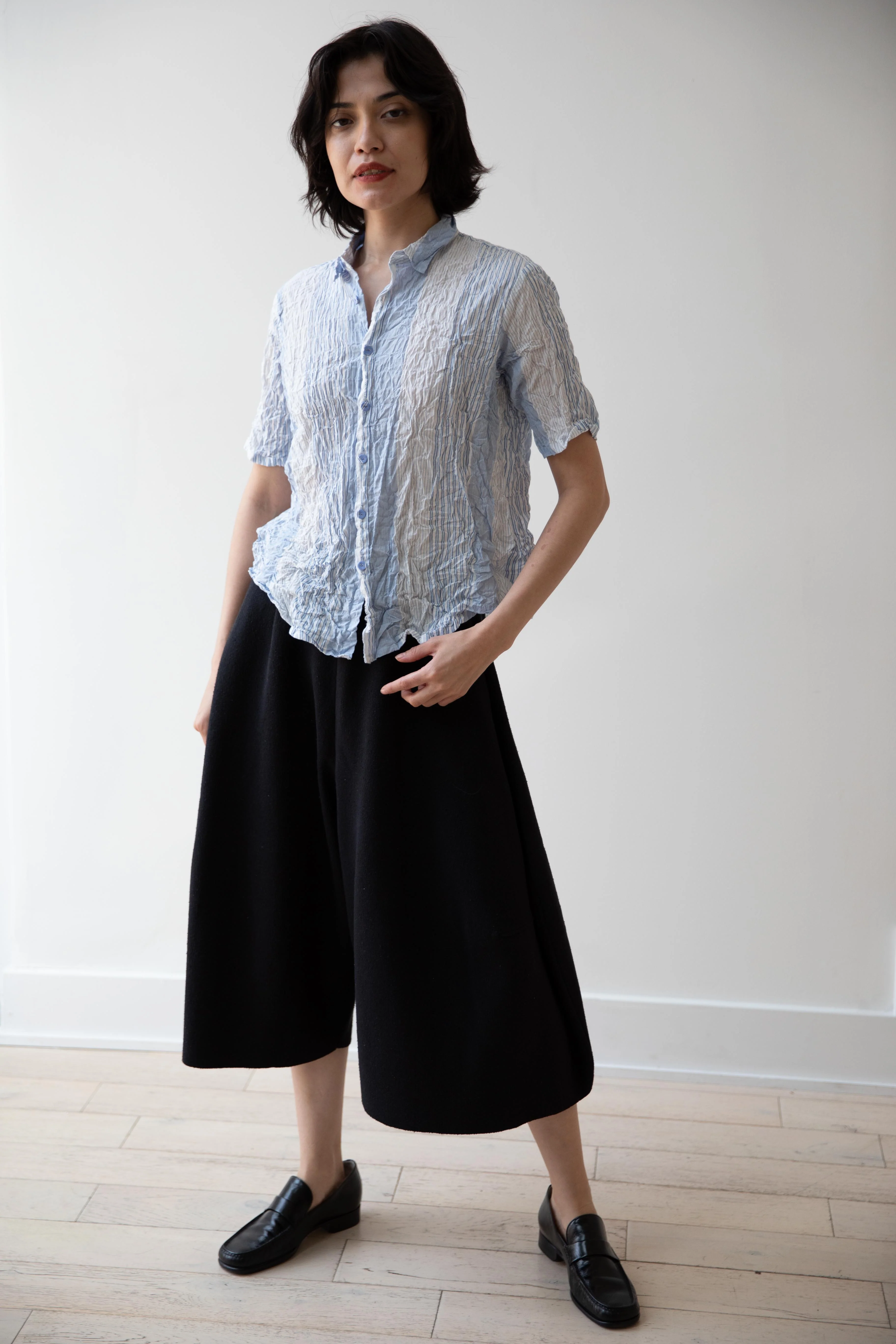 Pas de Calais | Shirring Stripe Short Sleeve Blouse in Off White - Image 6