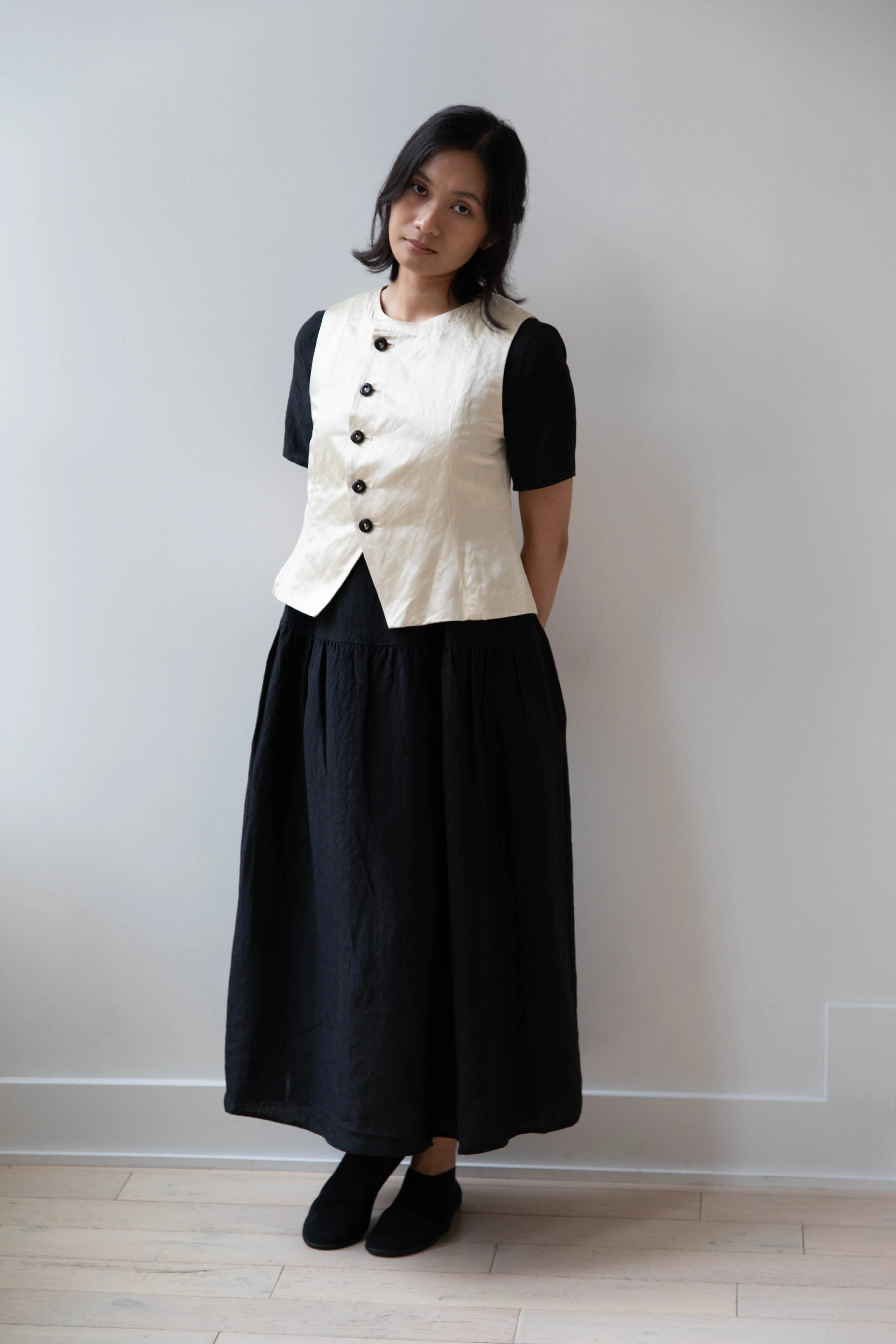 Renli Su | Button Up Vest in Beige - Image 27