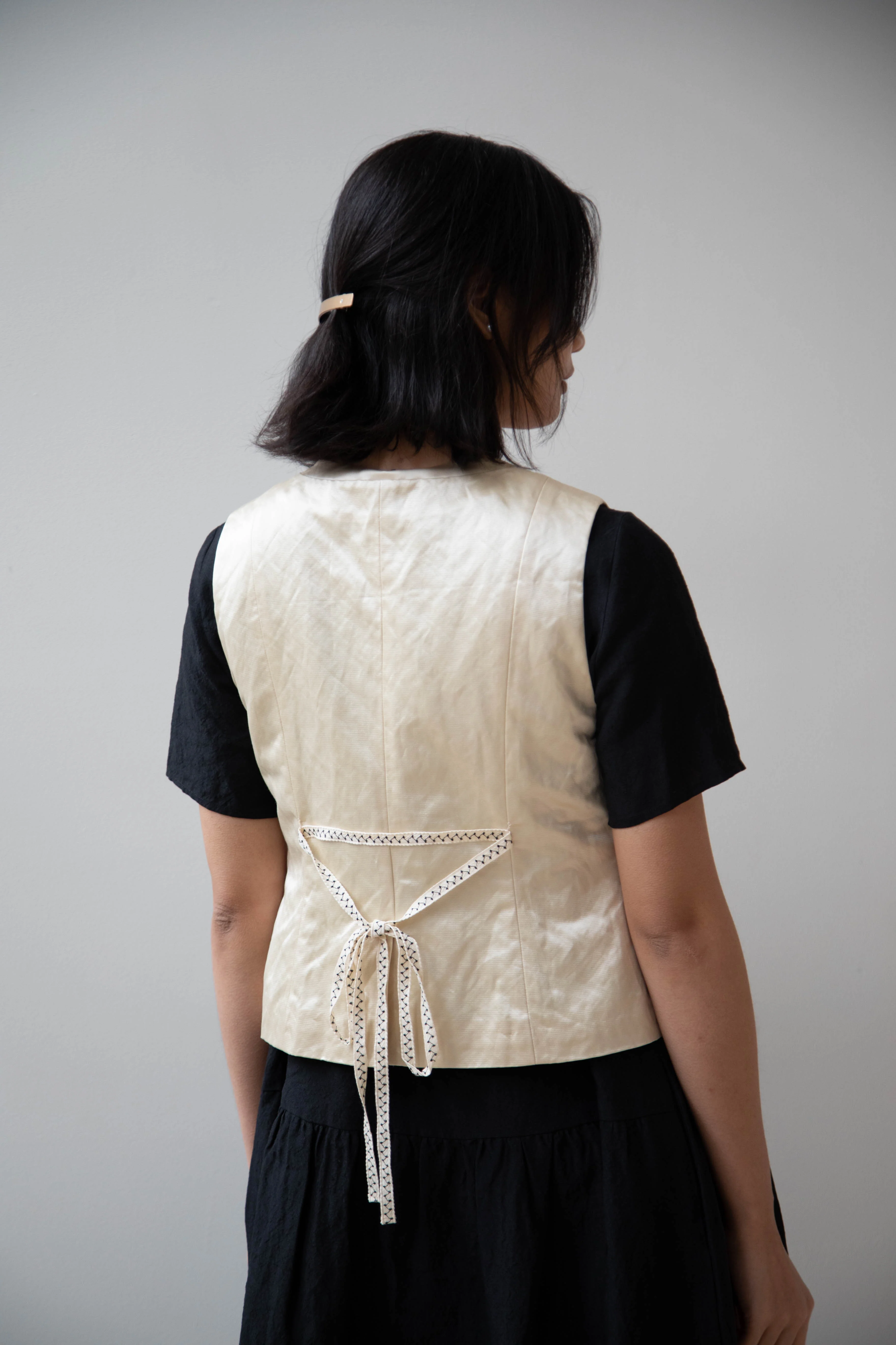Renli Su | Button Up Vest in Beige - Image 7