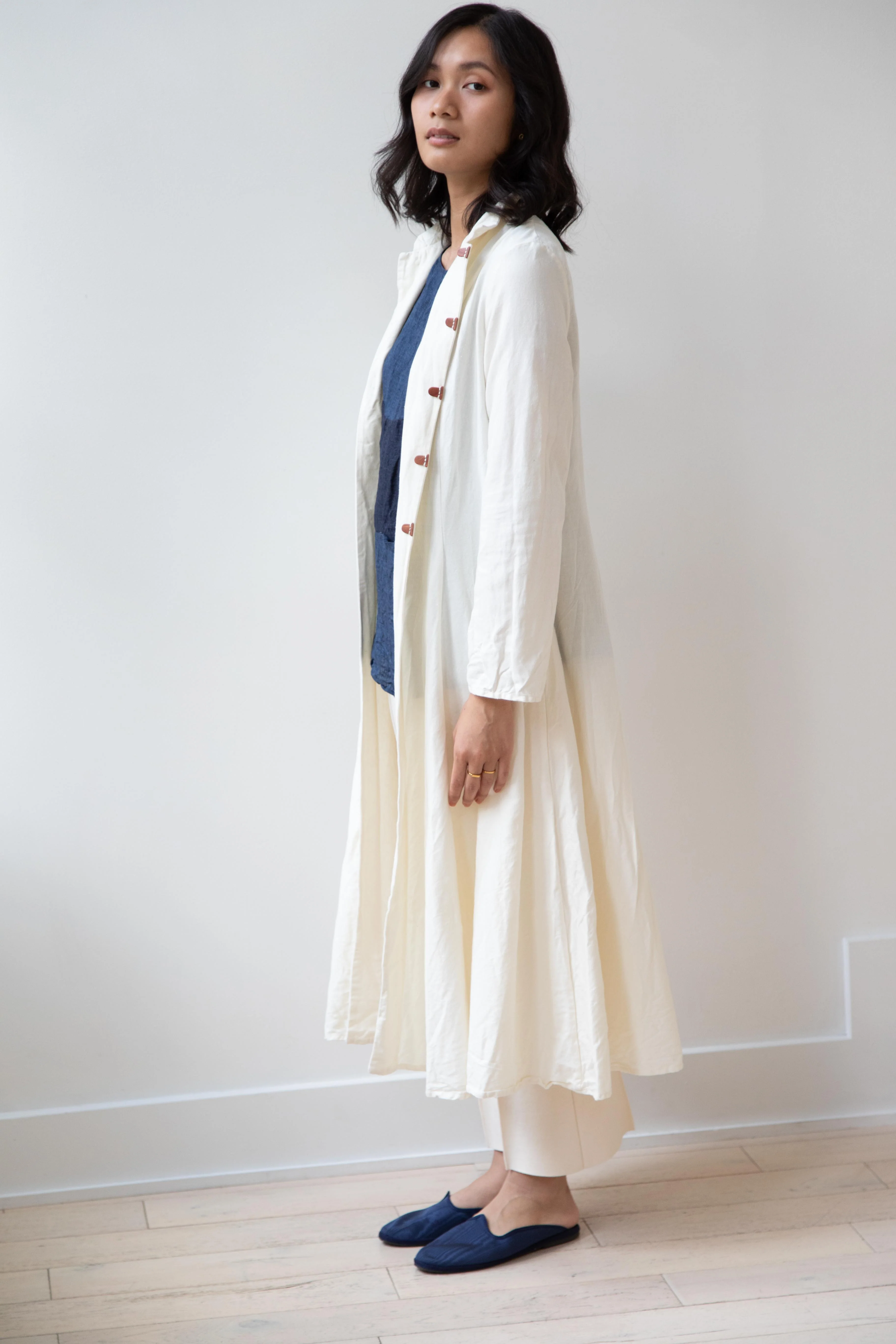 Risa Nakamura | Black Kohaze Flared Coat in Cream - Image 34