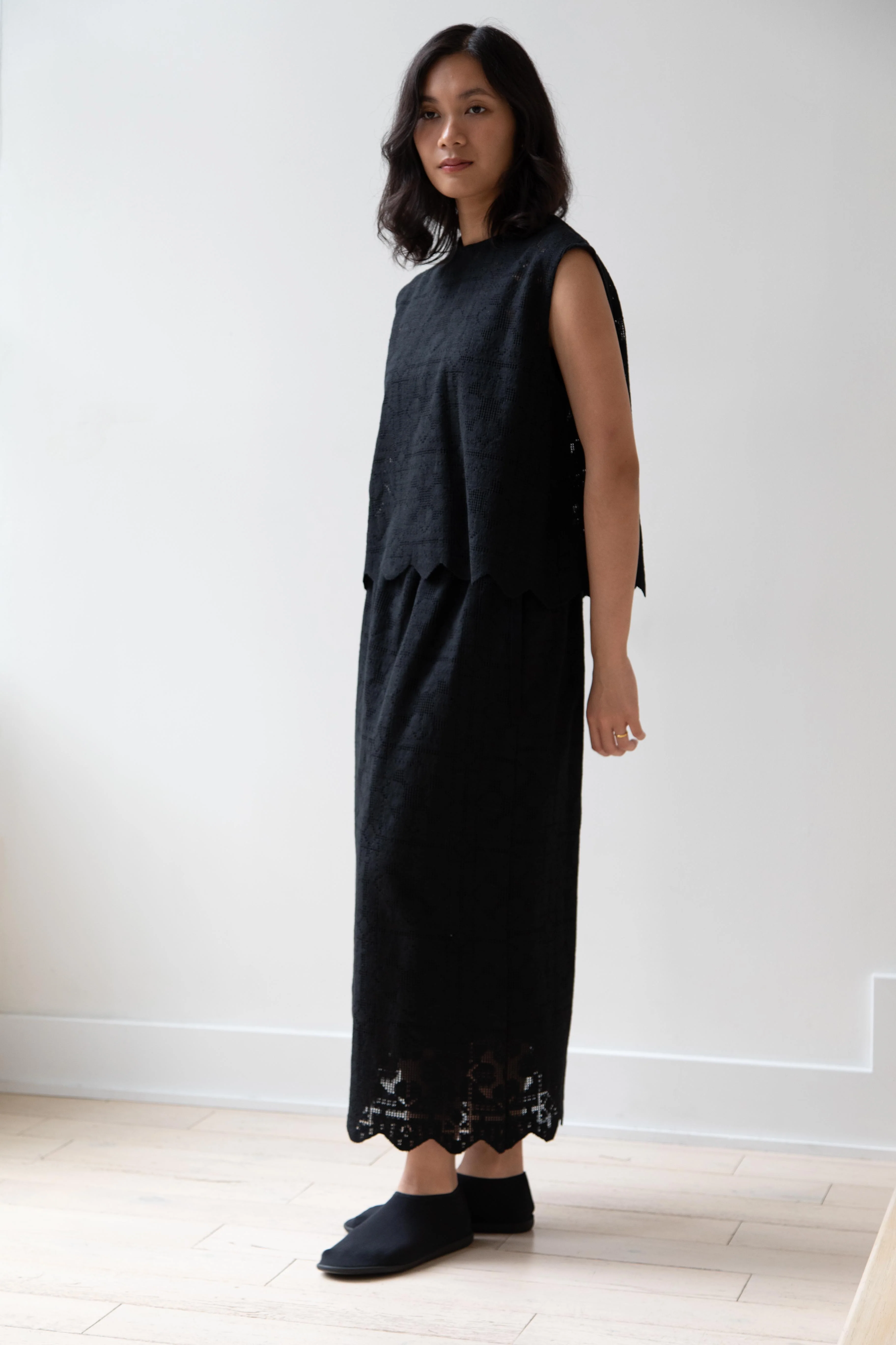 Robe de Peau | Scalloped Lace Top & Skirt Set in Black - Image 15