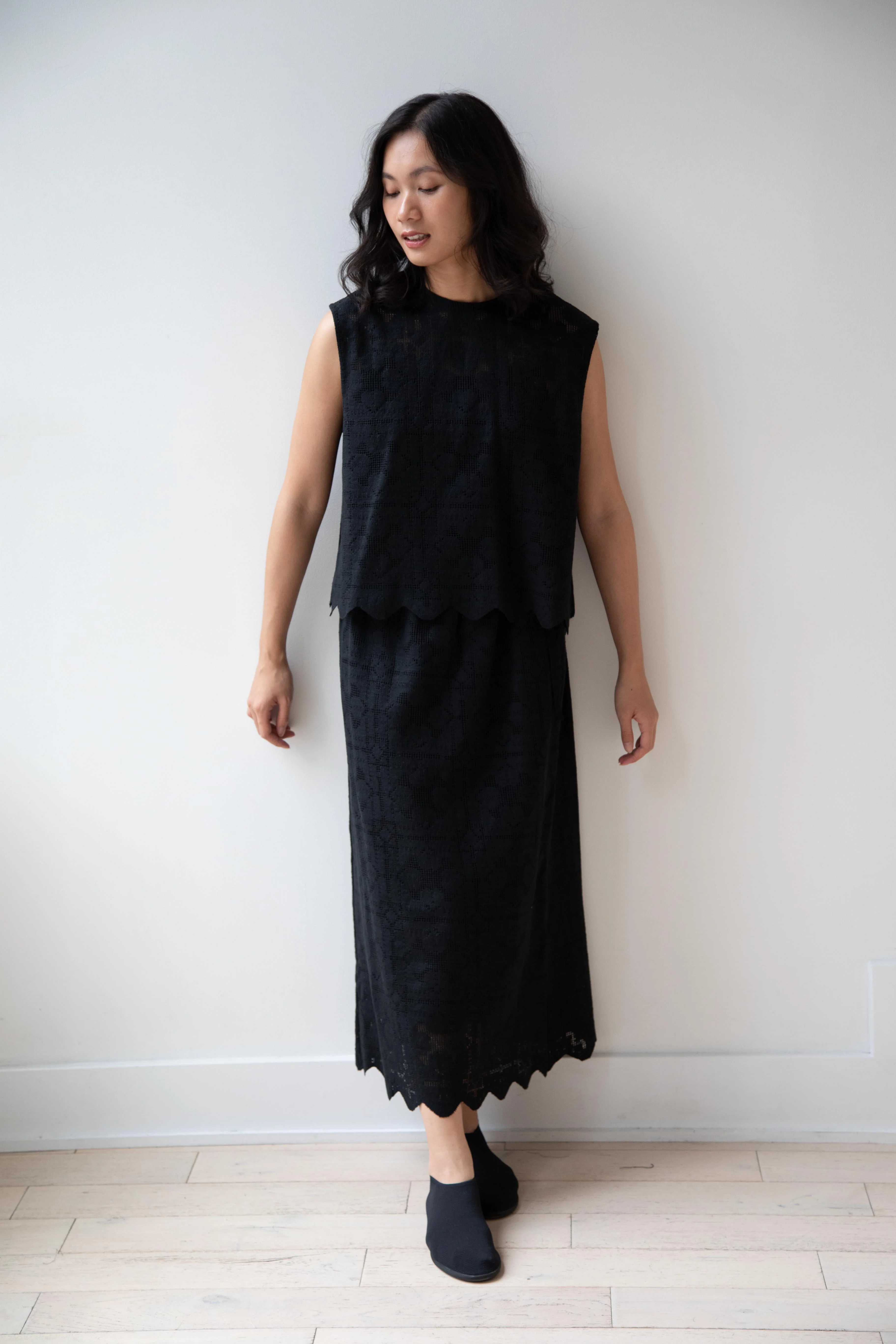 Robe de Peau | Scalloped Lace Top & Skirt Set in Black - Image 34