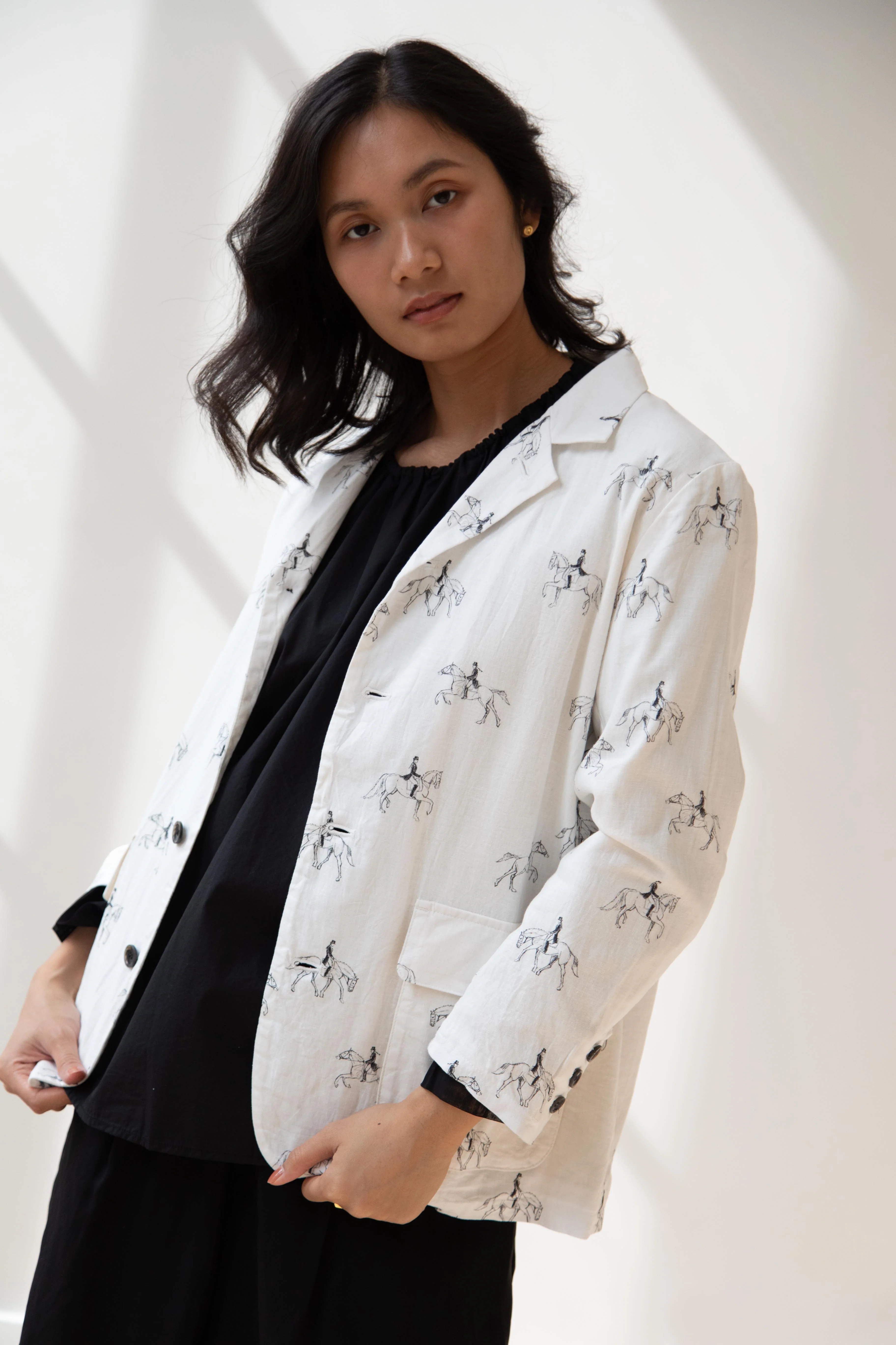 Robe de Peau | White Blazer in Equestrian Print - Image 5