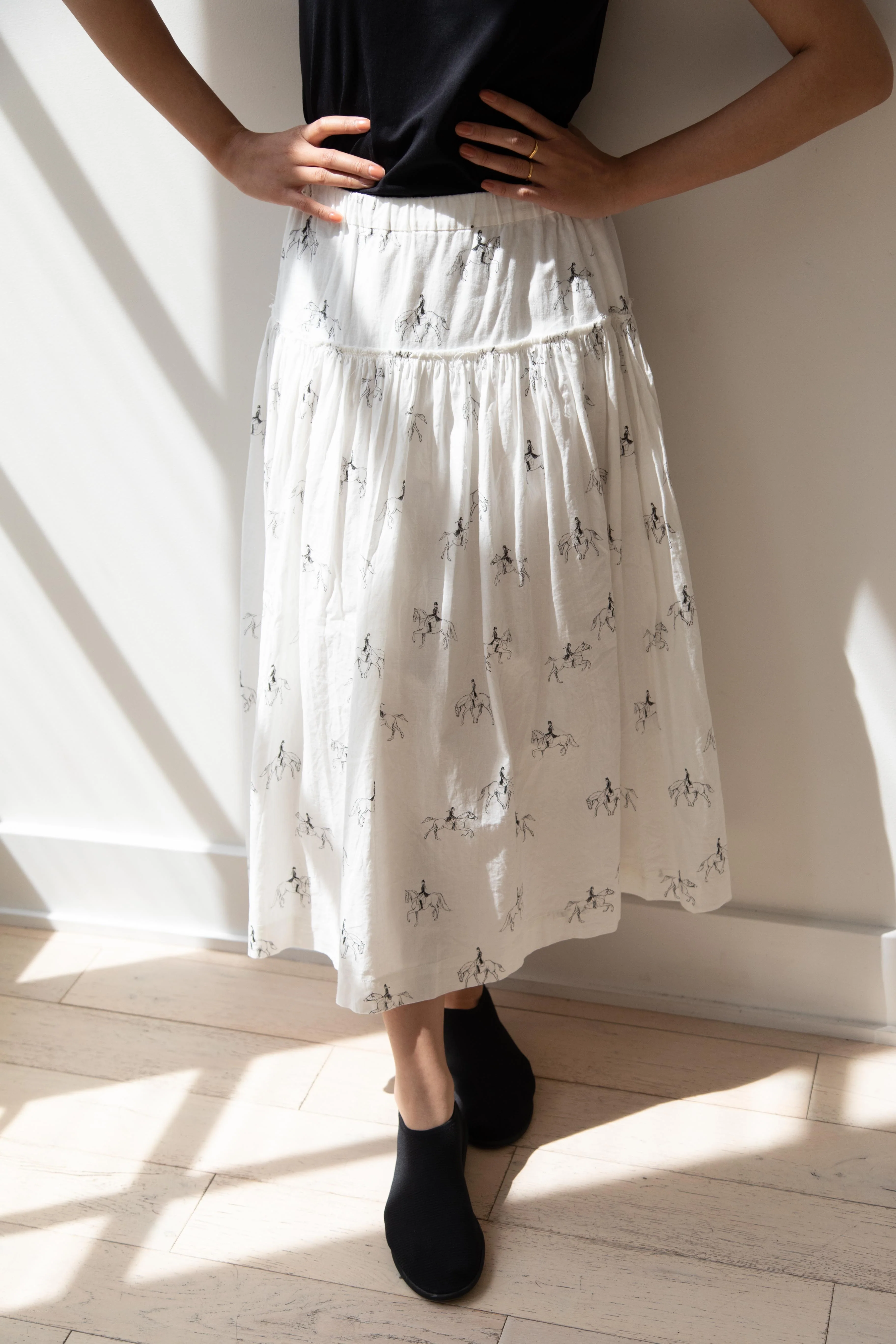 Robe de Peau | White Gathered Skirt in Equestrian Print - Image 19