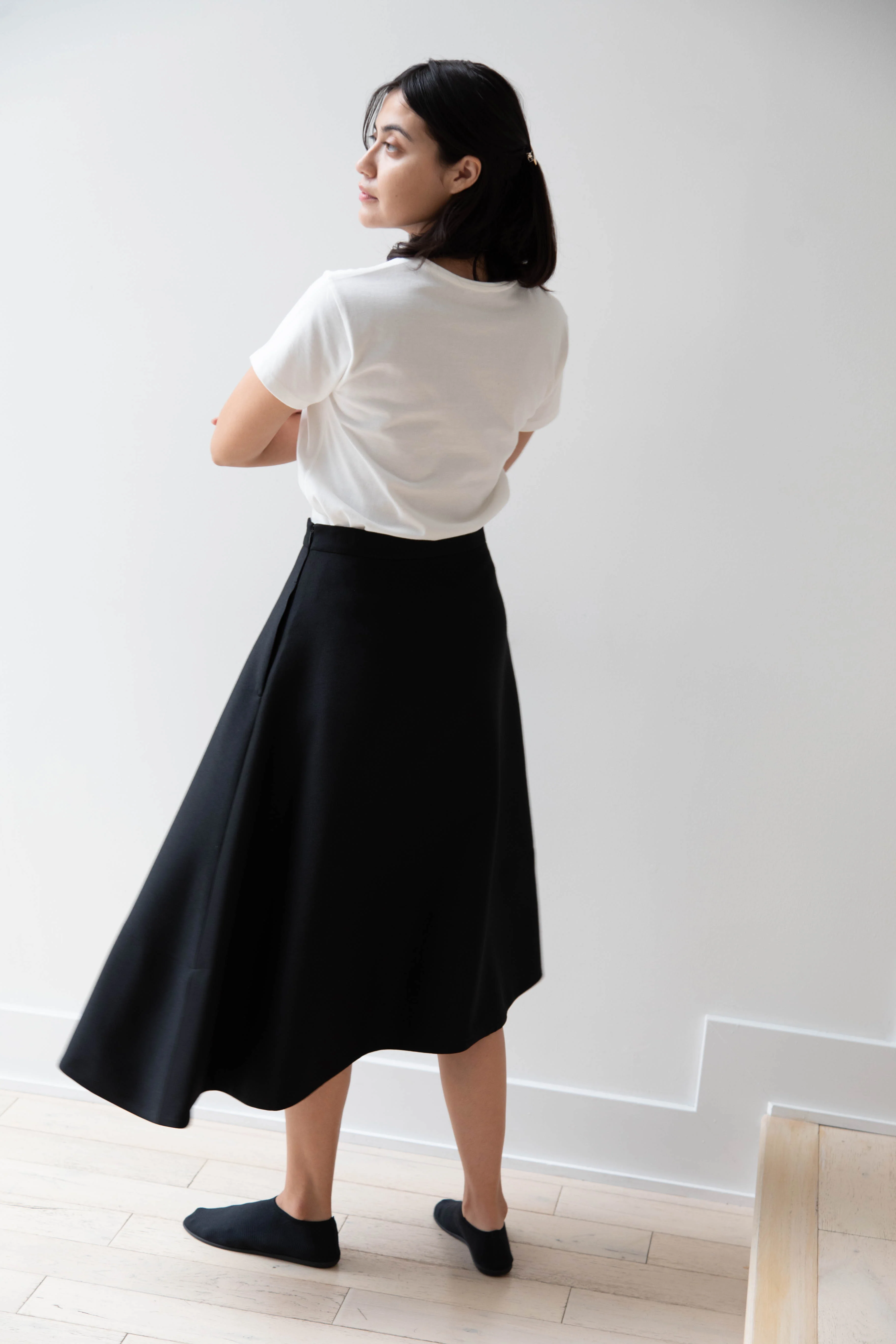 Sandbeige | Birkin Skirt in Black - Image 10