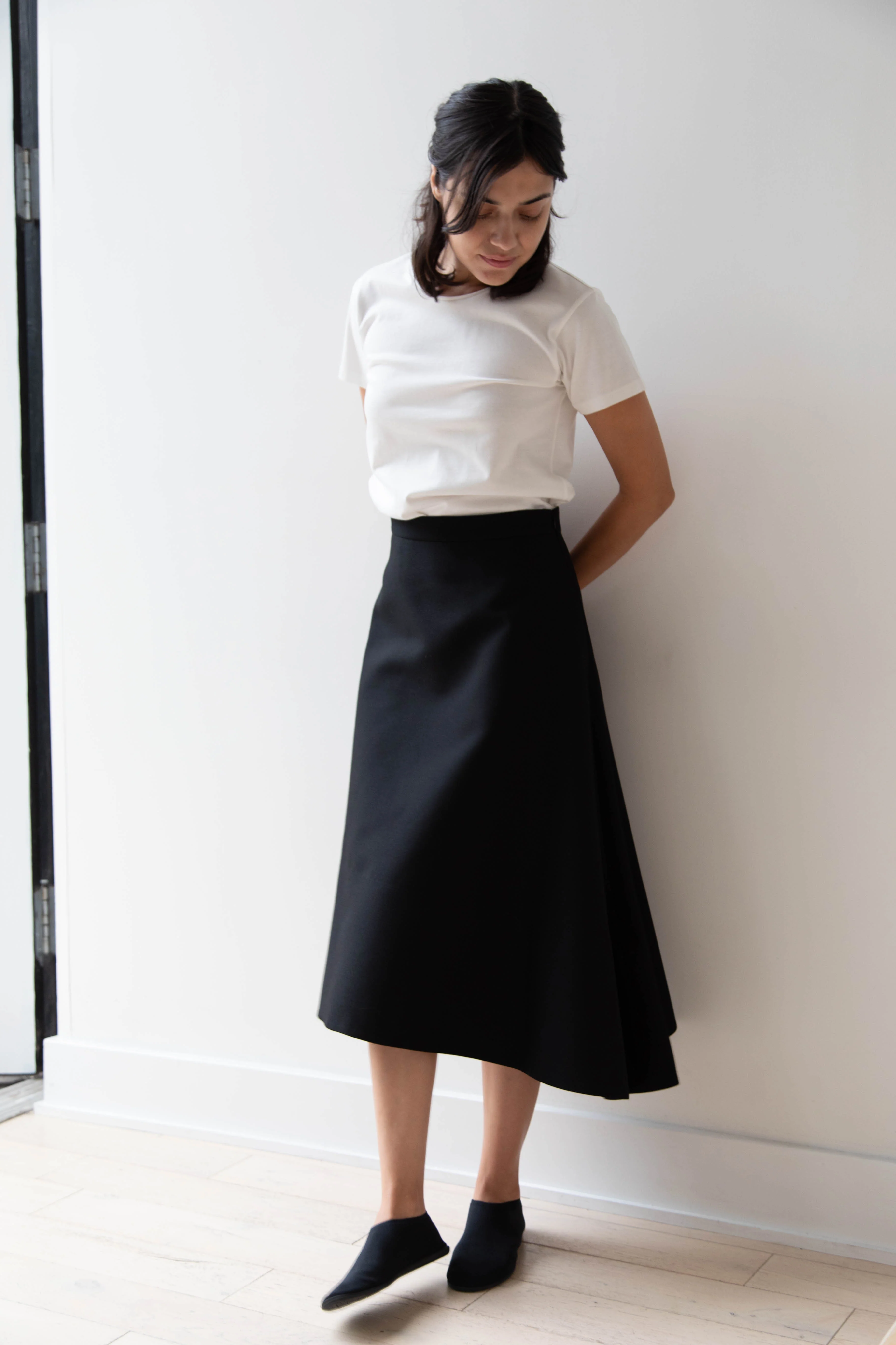 Sandbeige | Birkin Skirt in Black - Image 19