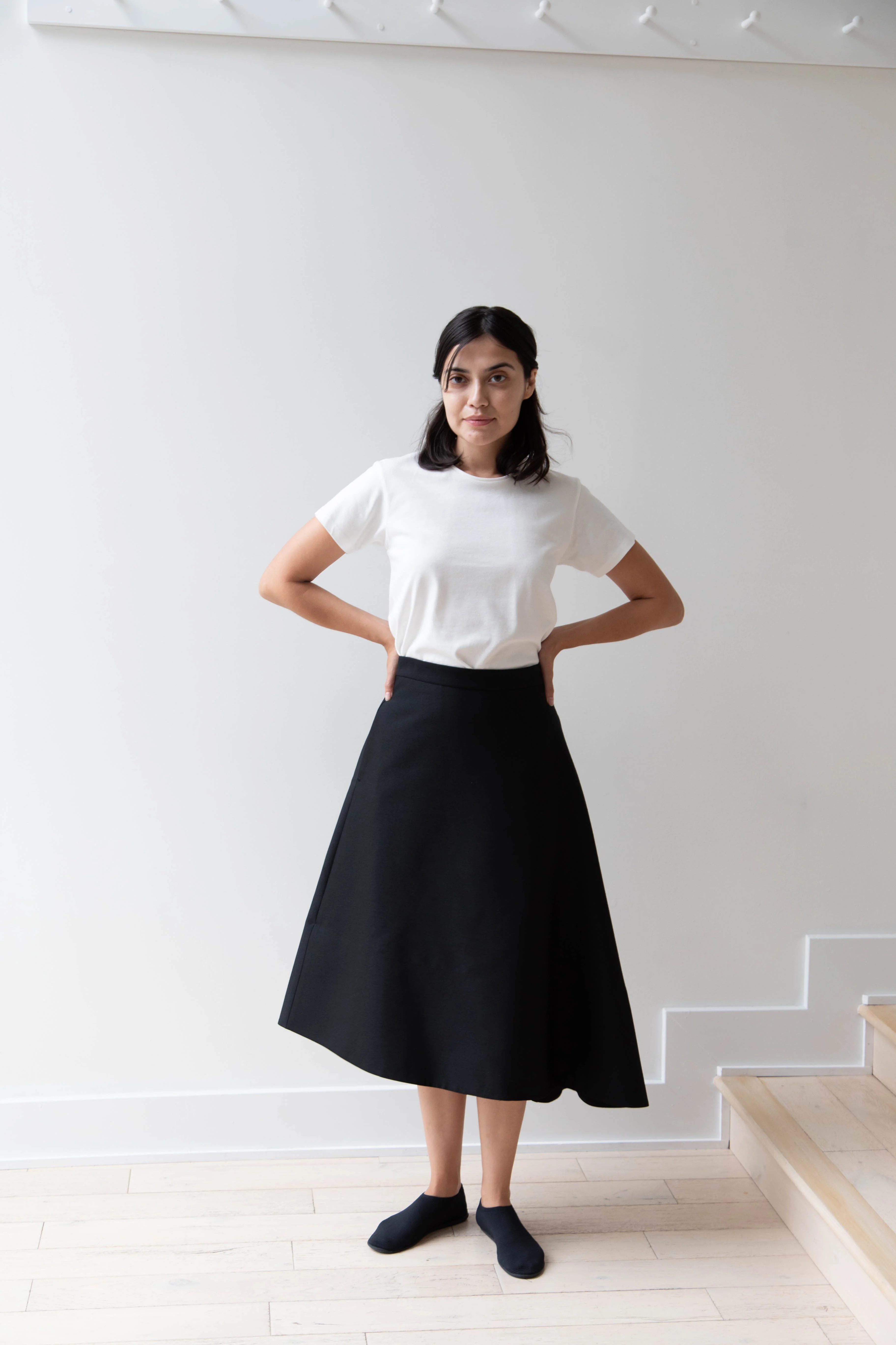 Sandbeige | Birkin Skirt in Black - Image 7