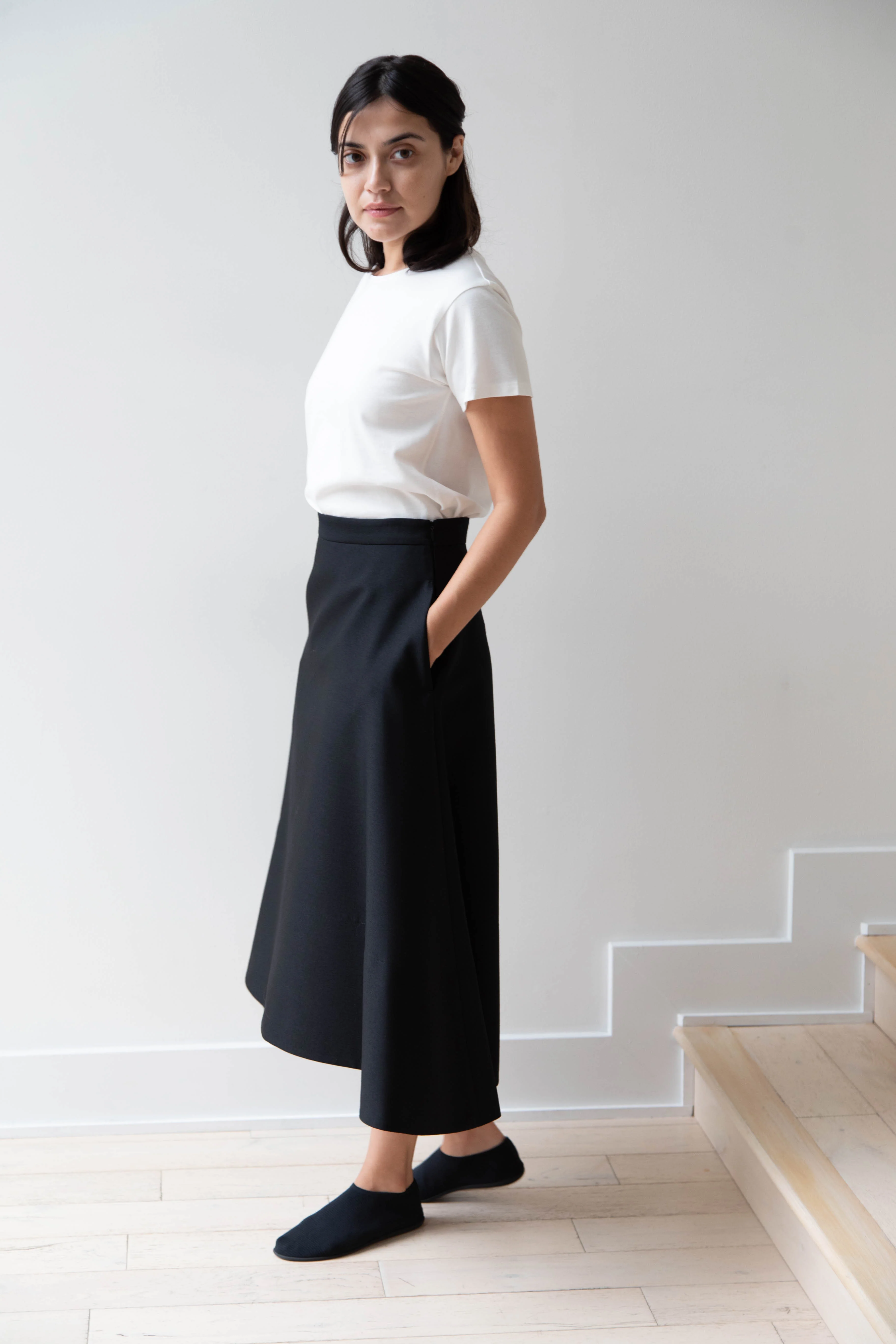 Sandbeige | Birkin Skirt in Black - Image 9