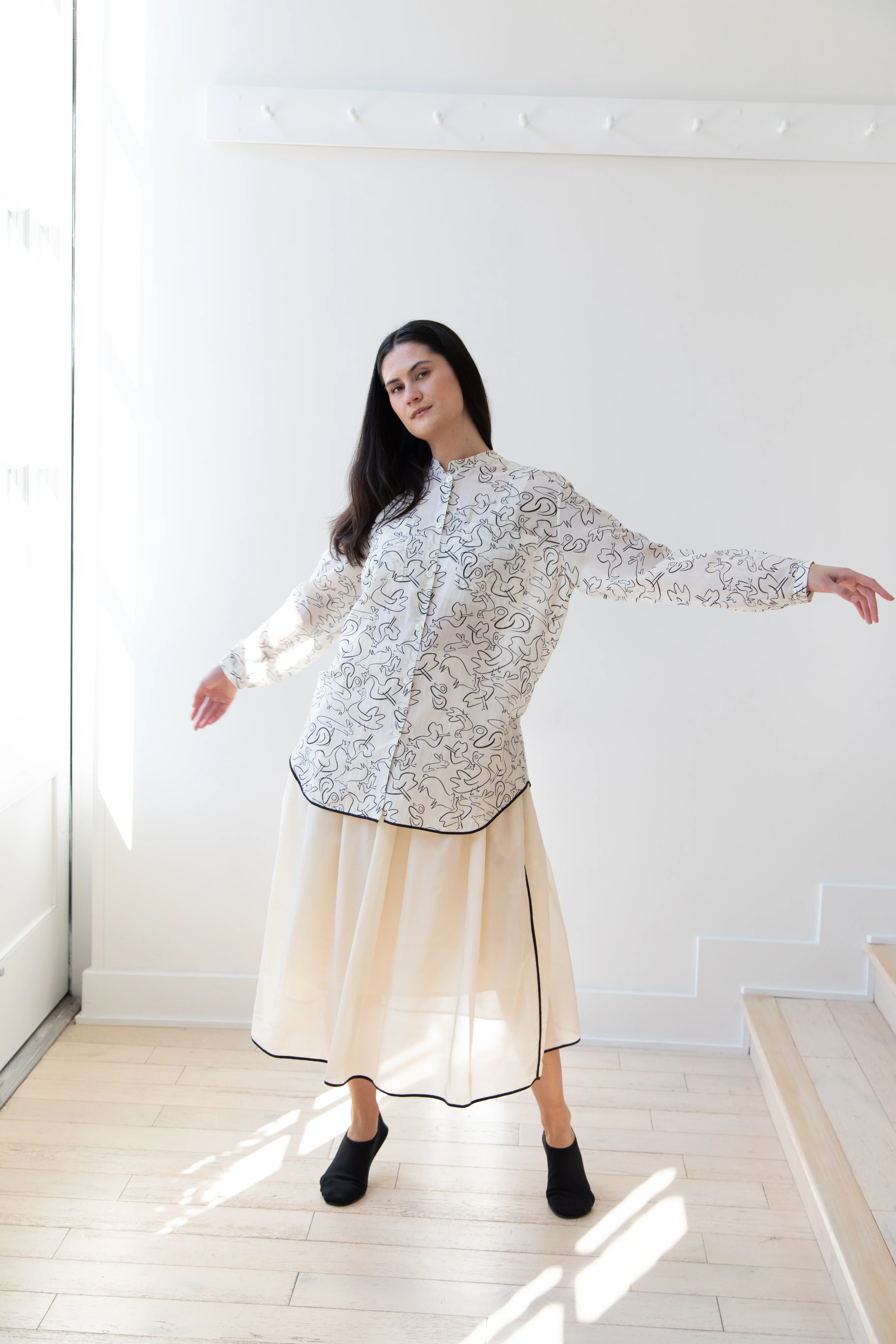 Sara Lanzi | Oversize Shirt in the Orwell Print - Image 28