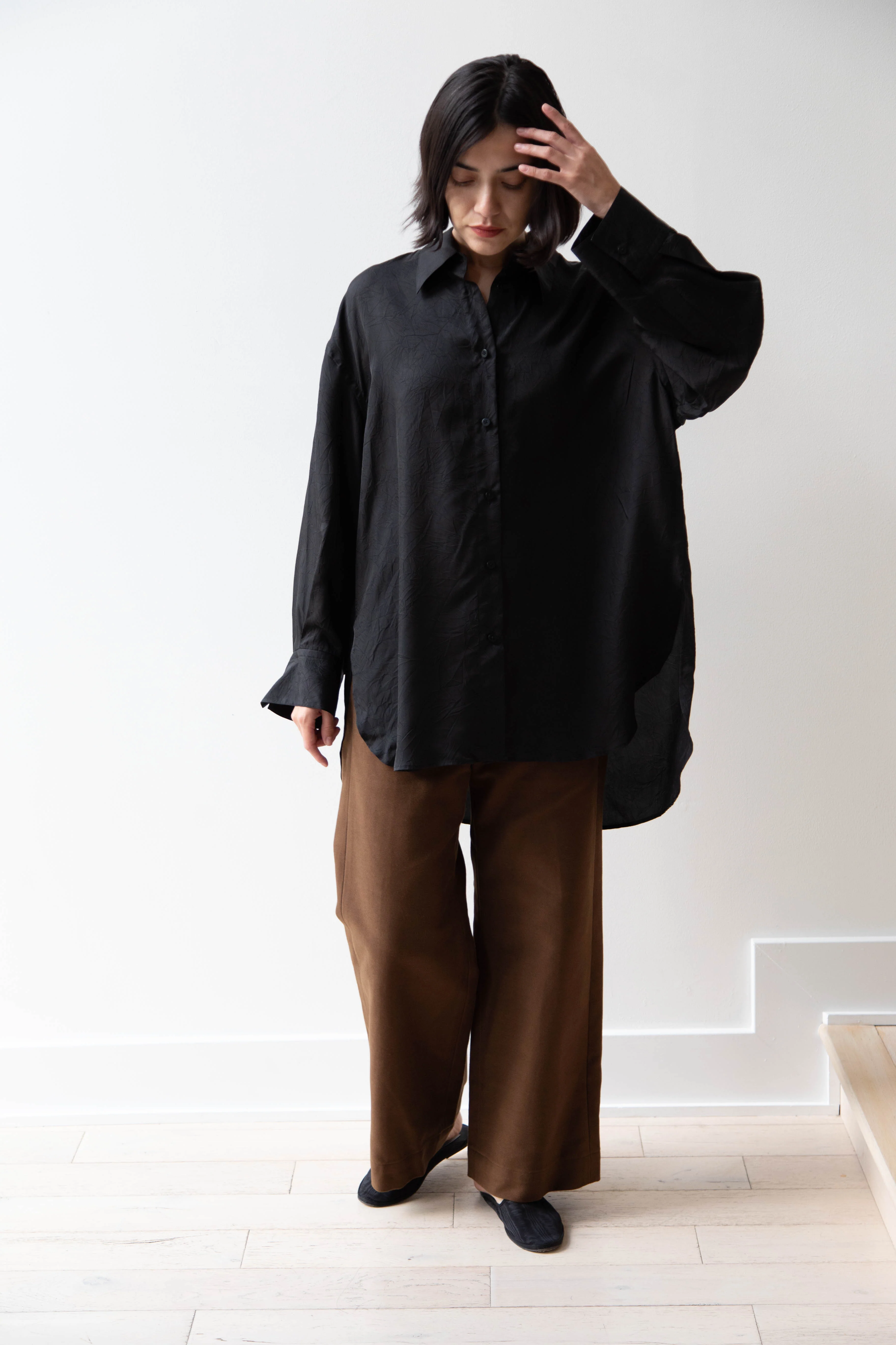 Sayaka Davis | Wide Sleeve Shirt in Black Cupro - Image 12