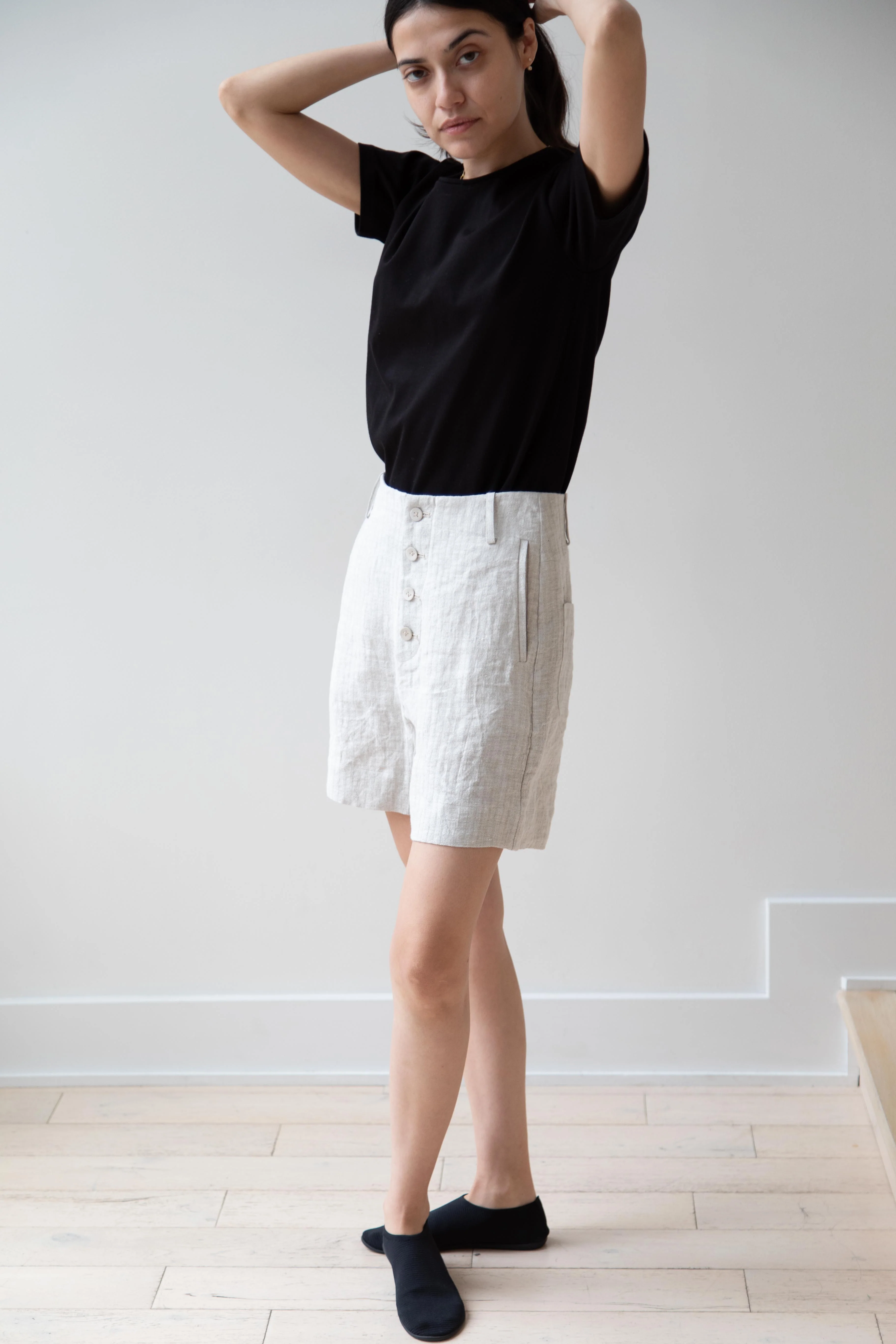 Seventyfive | Fishtail Shorts in Oyster Linen - Image 22