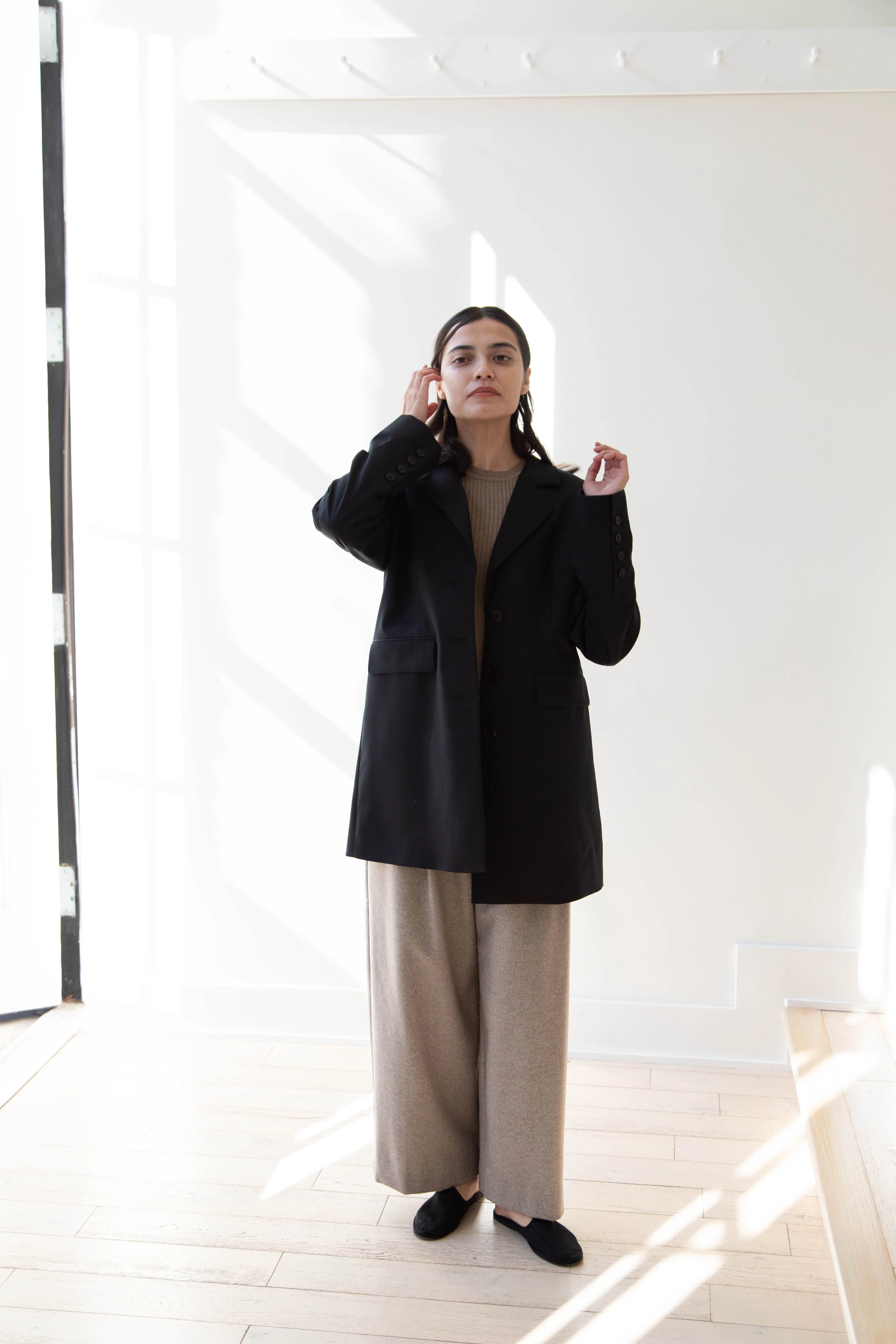 Skall | Peyton Blazer in Black - Image 10