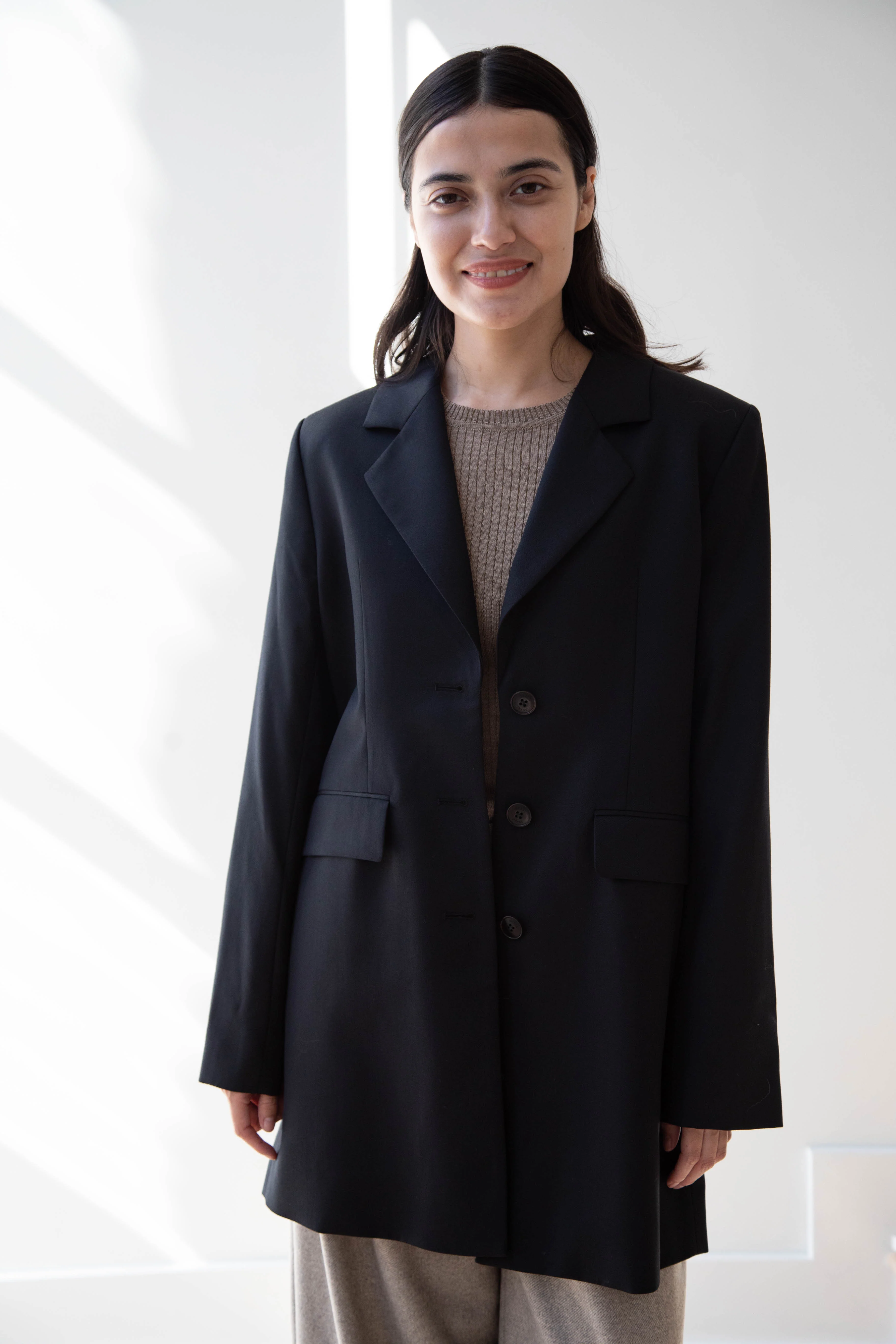 Skall | Peyton Blazer in Black - Image 16