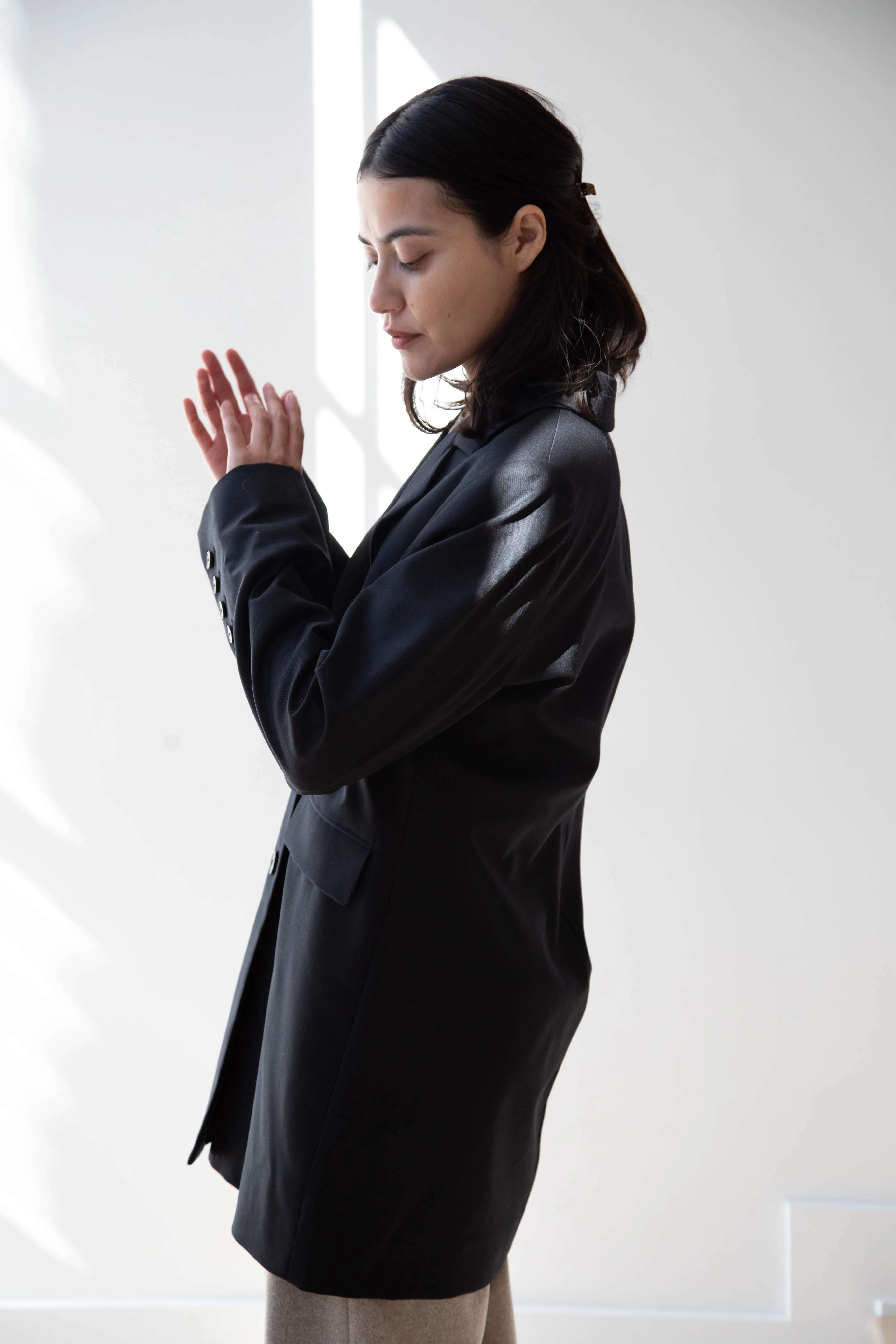 Skall | Peyton Blazer in Black - Image 20