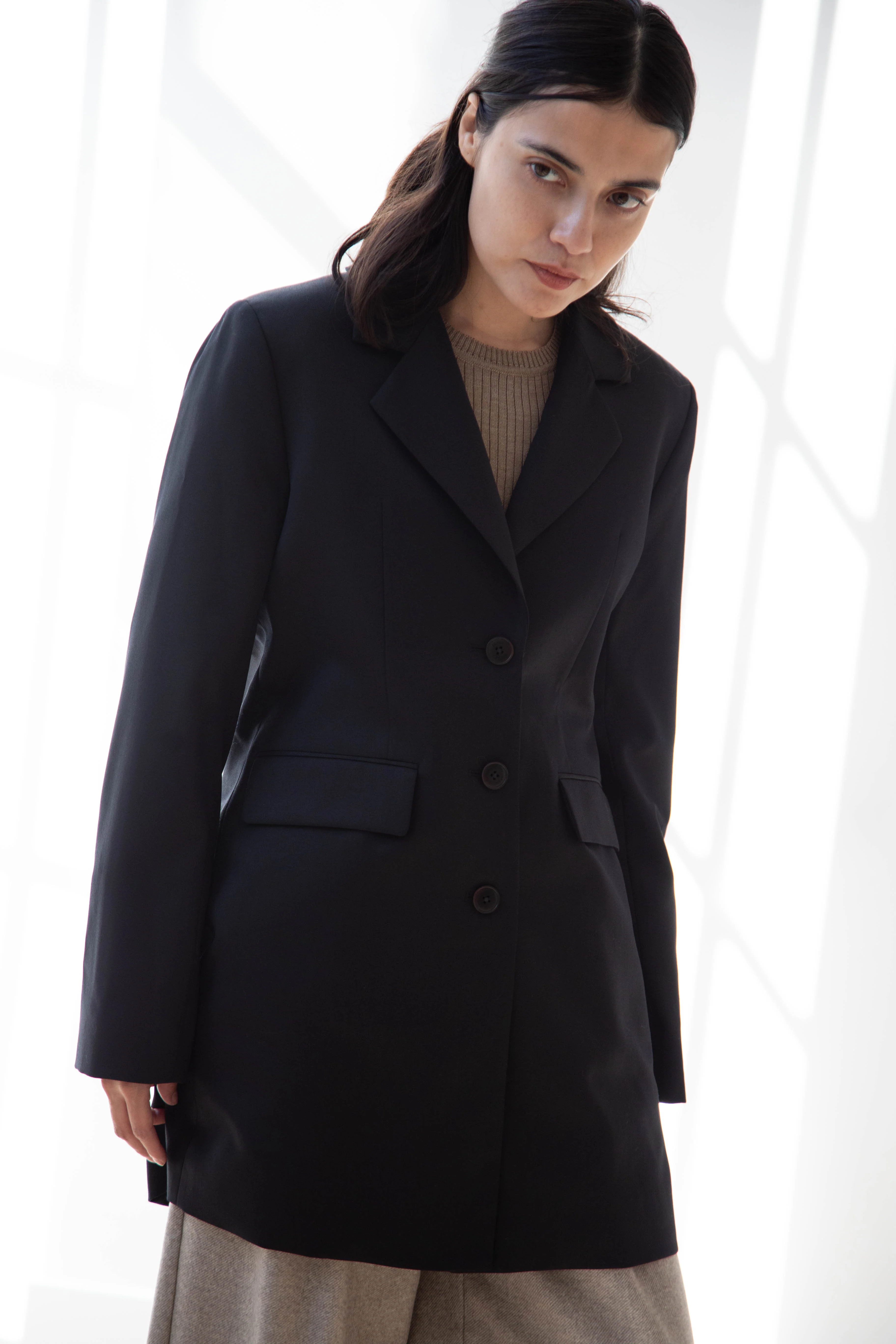 Skall | Peyton Blazer in Black - Image 21