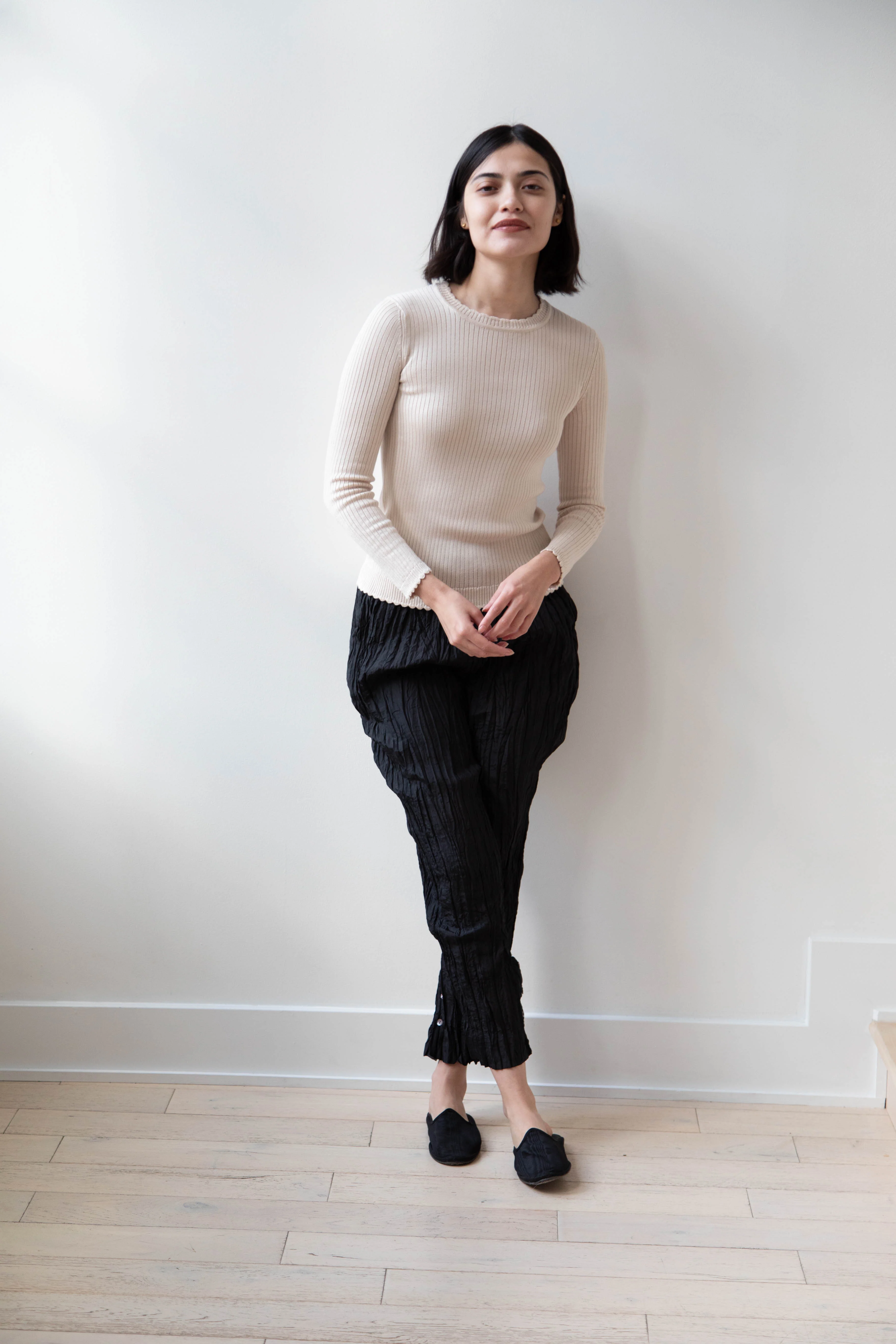Une Heures | Long Sleeve Scallop Top in Perle - Image 12
