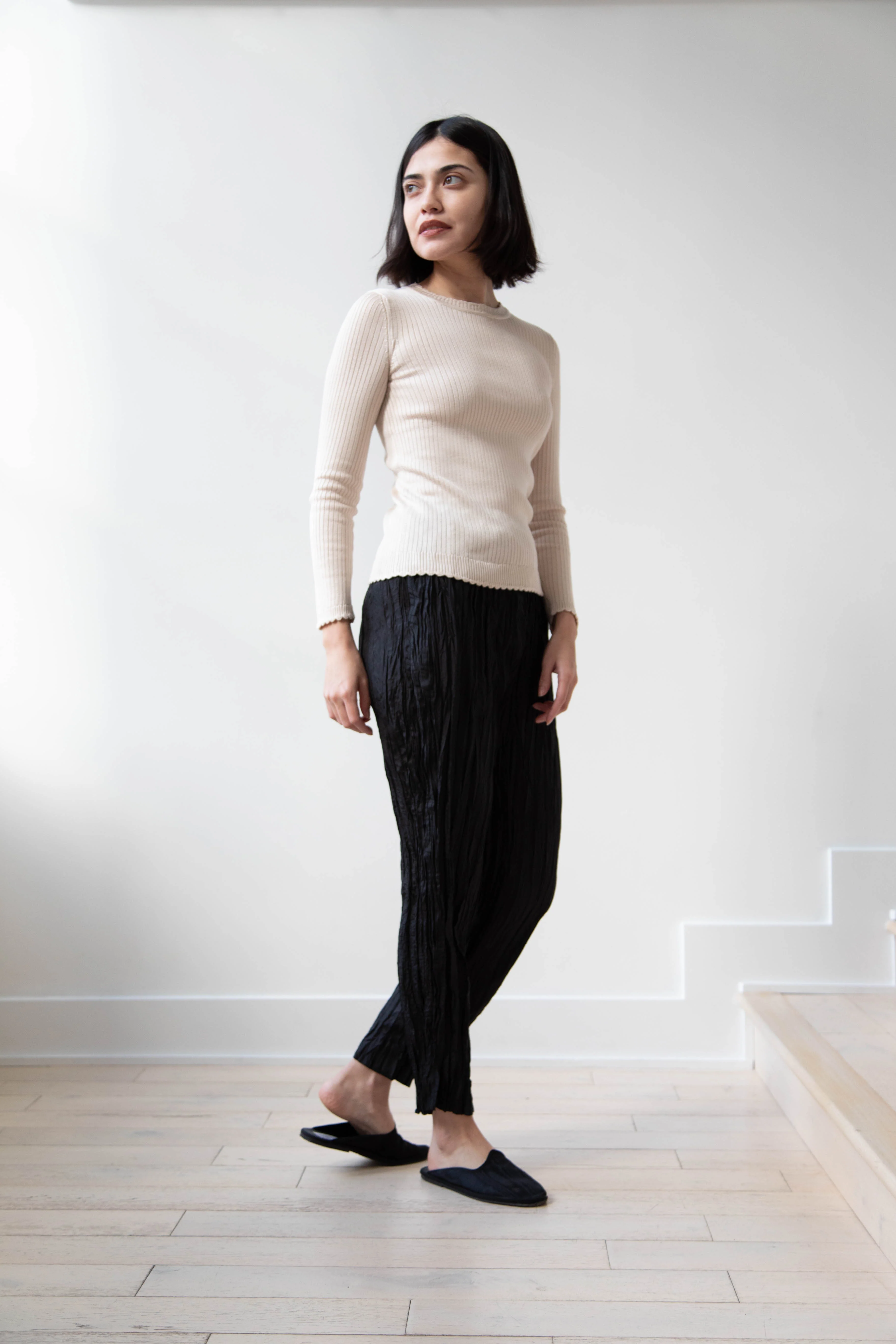 Une Heures | Long Sleeve Scallop Top in Perle - Image 38