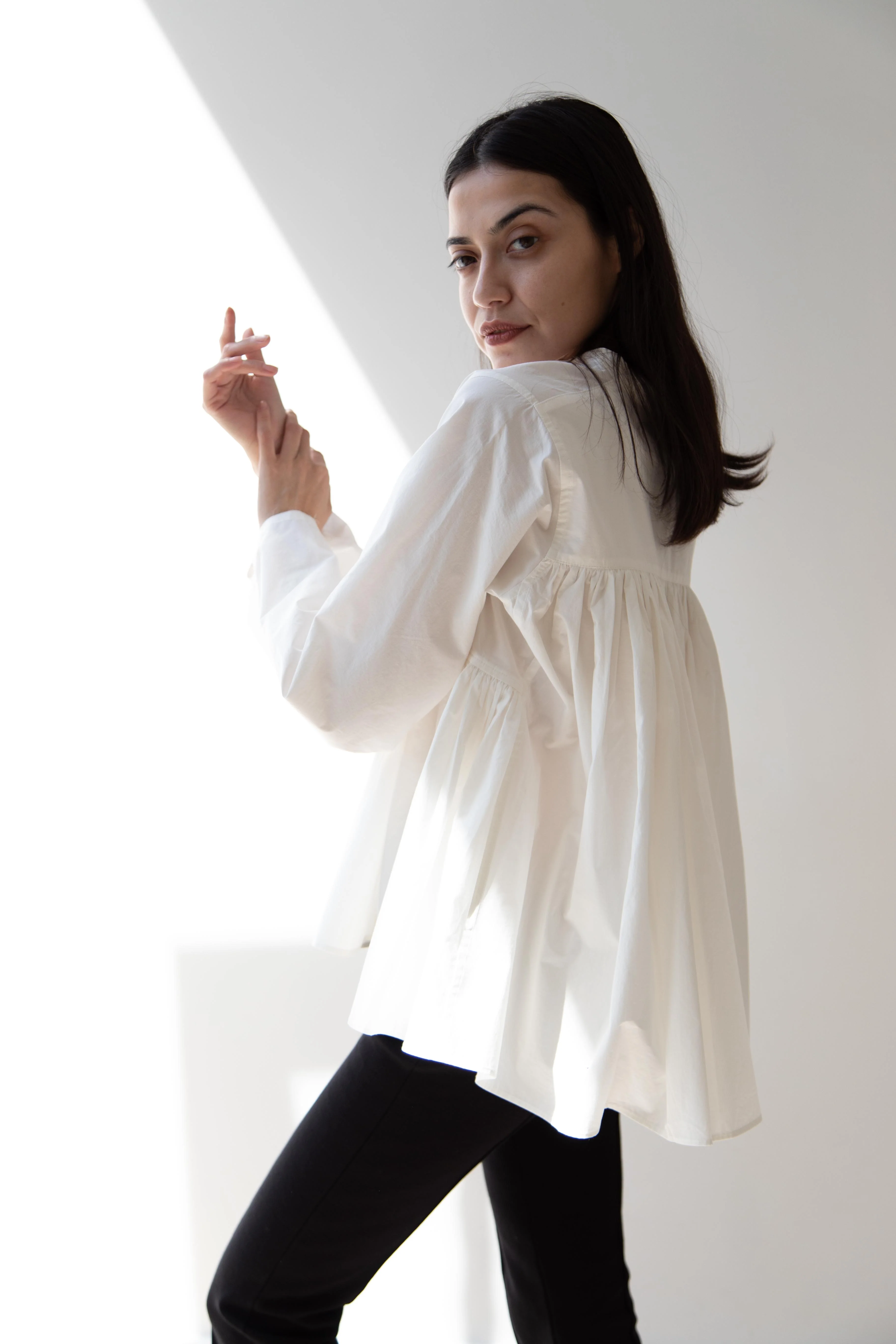 Unisecon | Myra Top in White - Image 25