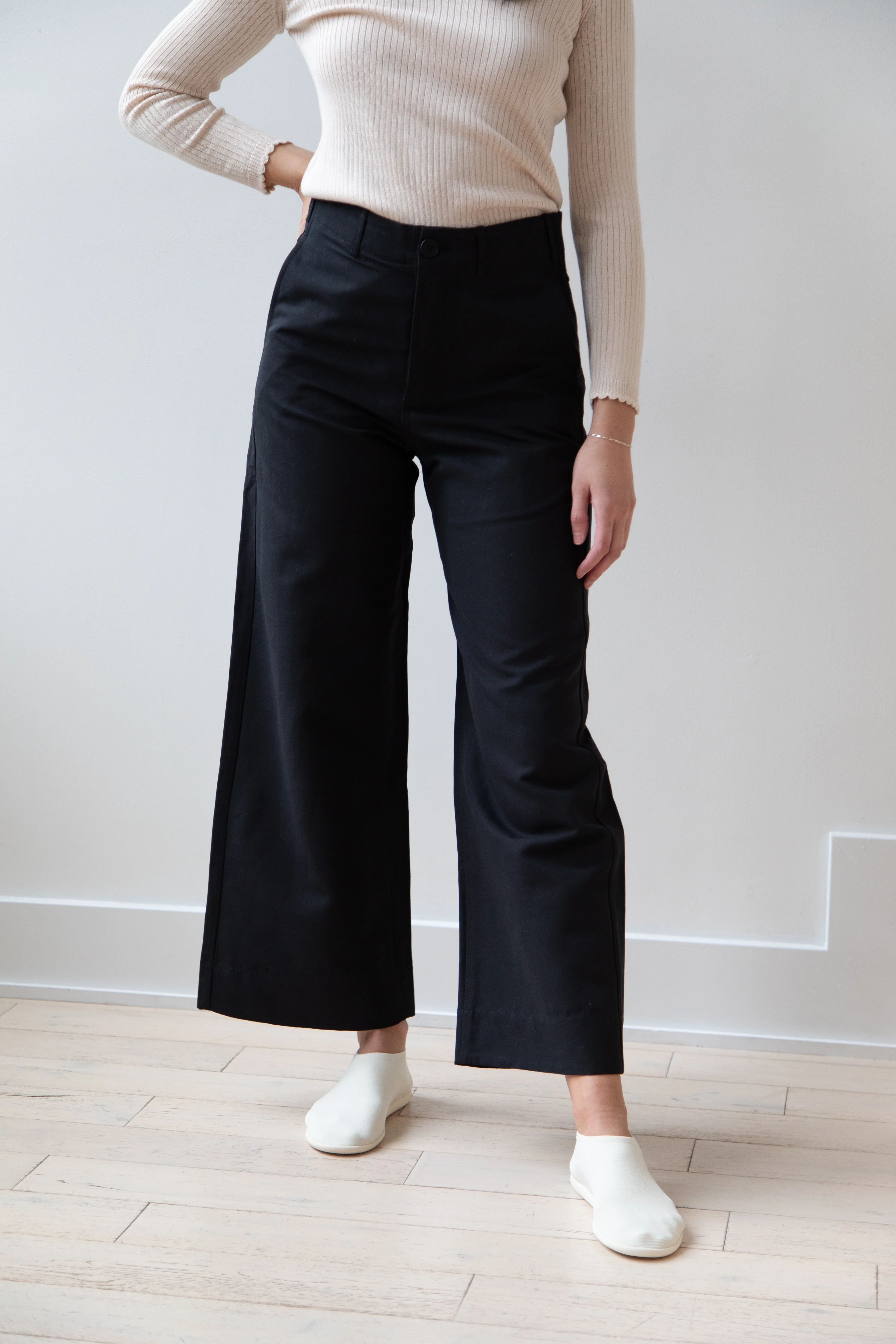 Unkruid | Wide Leg Trouser in Black - Image 13