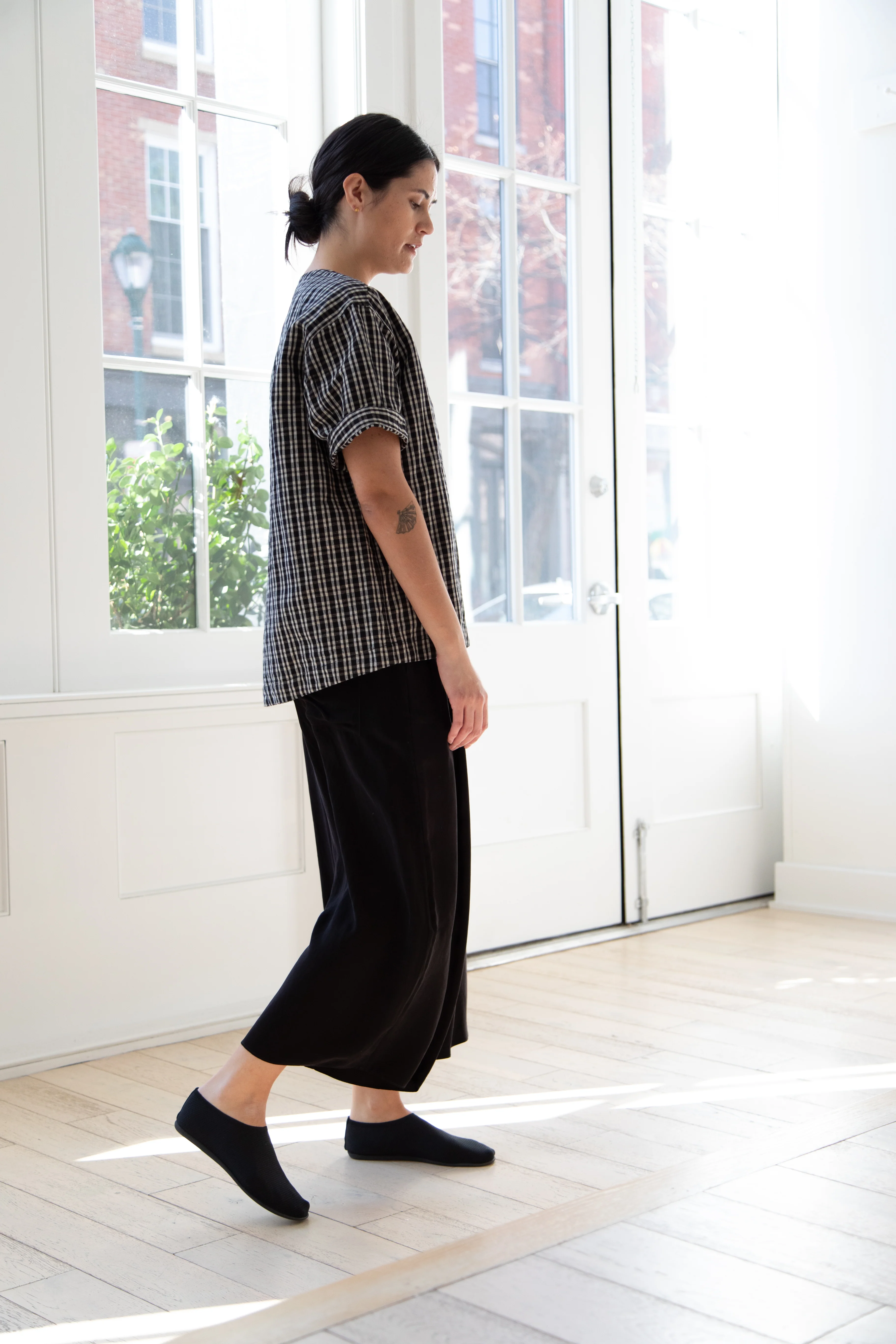 Unkruid | Woven Tee in Black Kelsch Cloth - Image 19